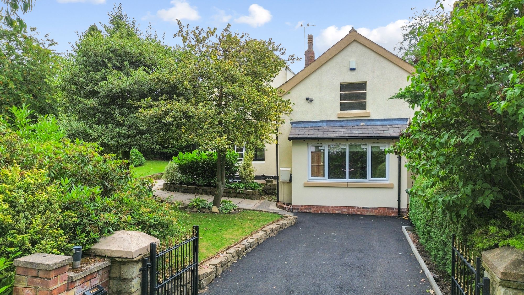 Rainford Road, Dentons Green, WA10