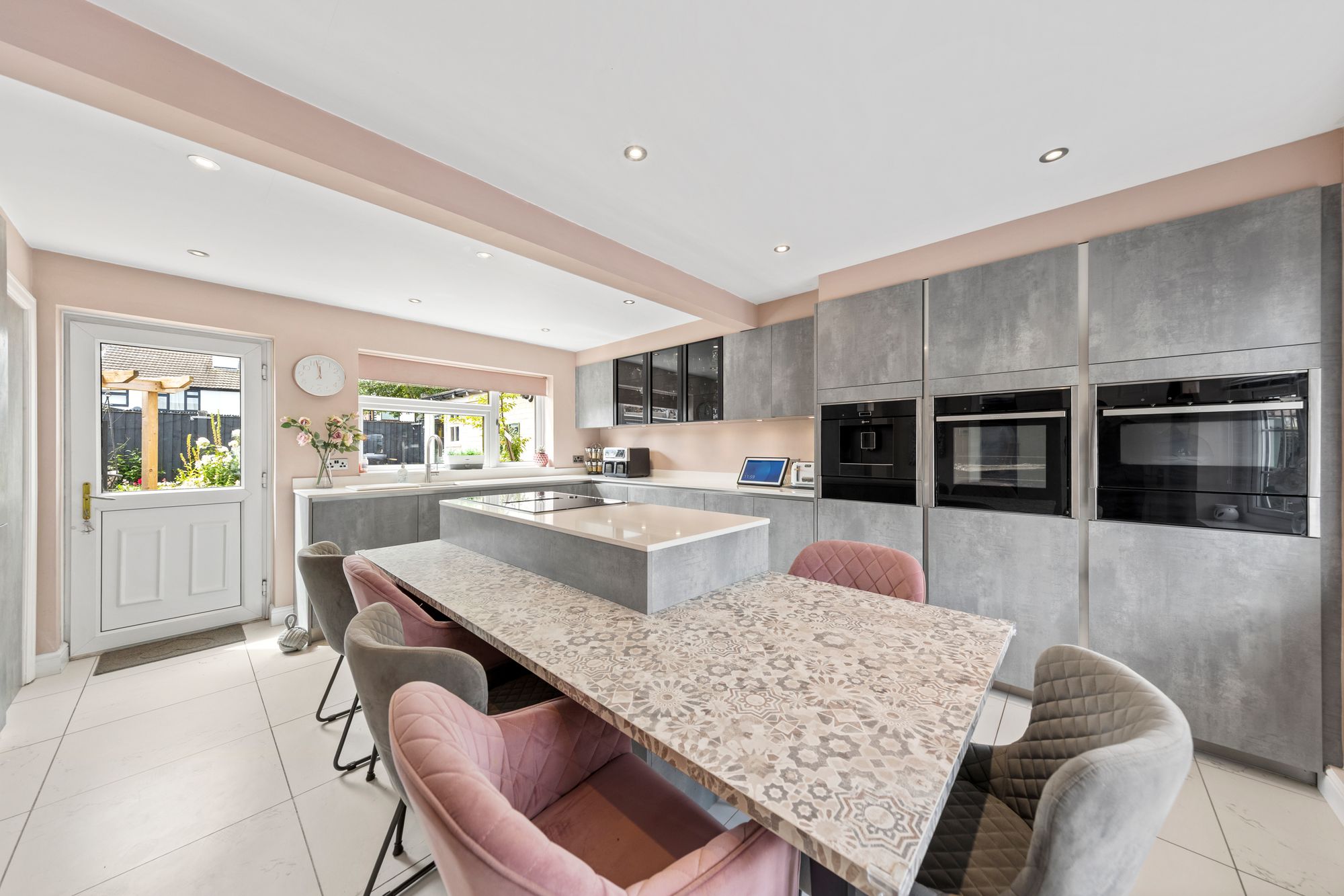 Henderson Close, Great Sankey, WA5