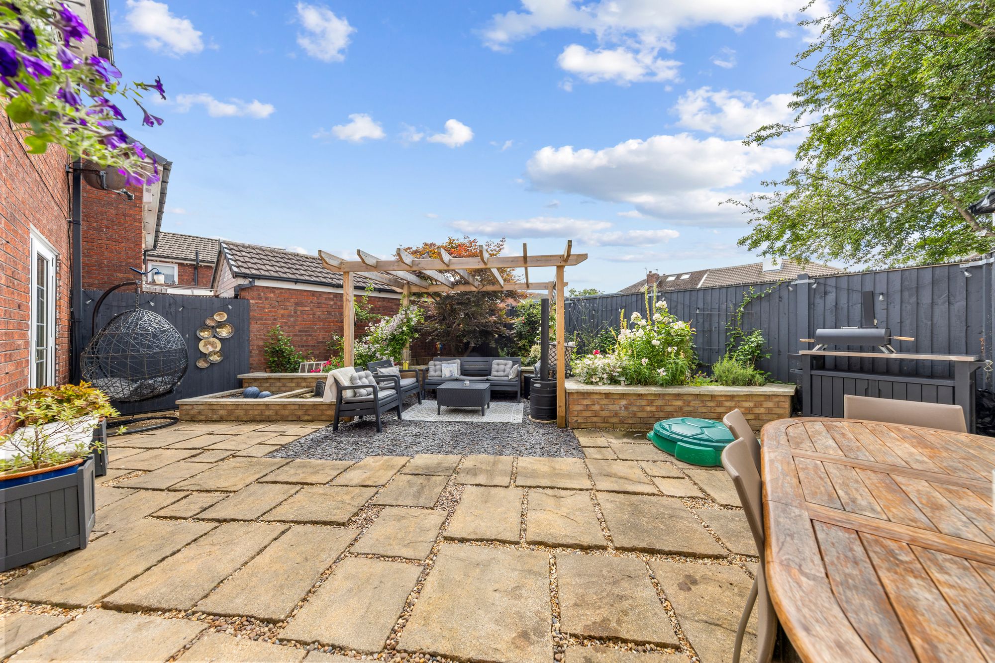 Henderson Close, Great Sankey, WA5