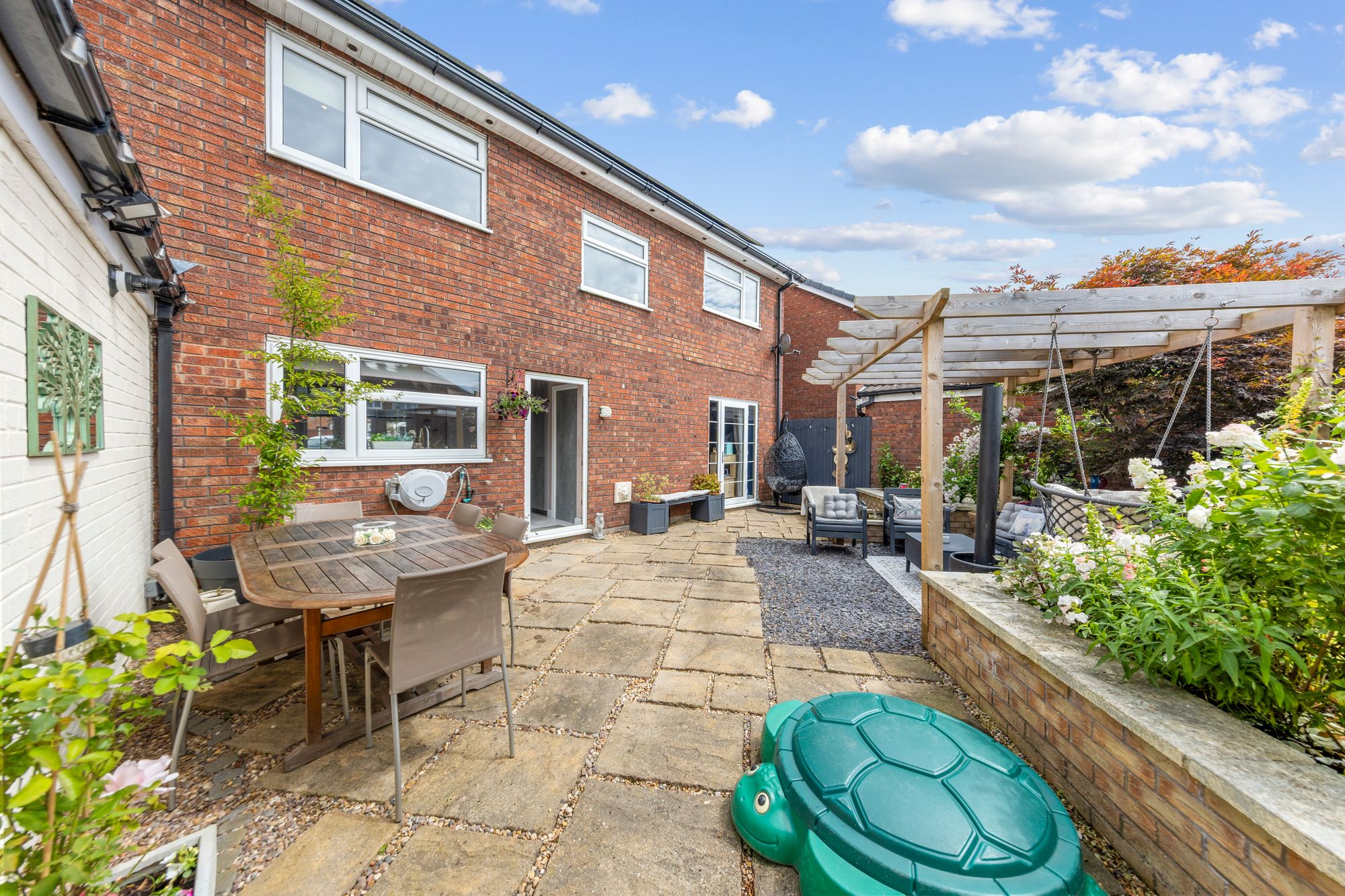 Henderson Close, Great Sankey, WA5
