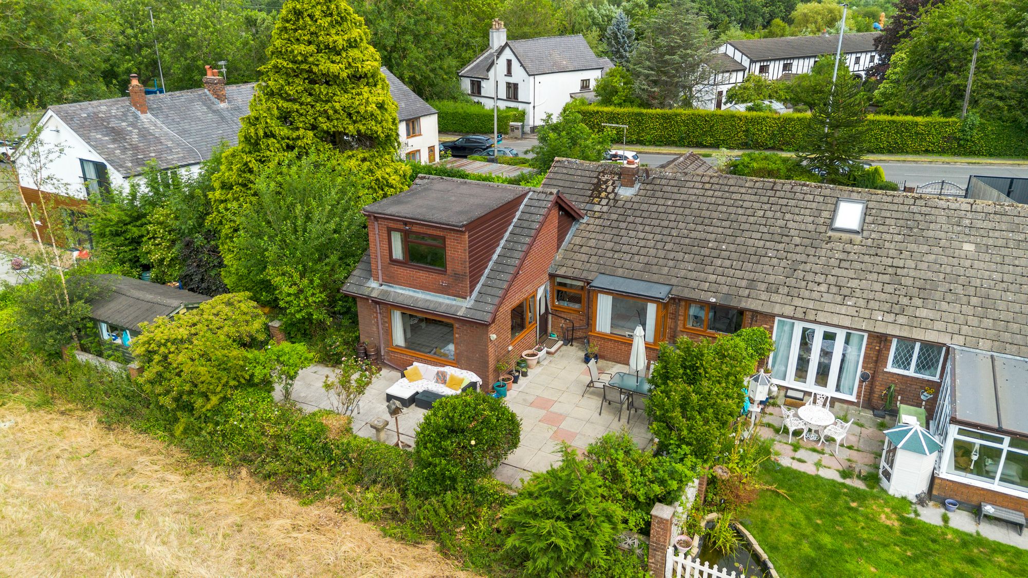 Leigh End, Glazebury, WA3