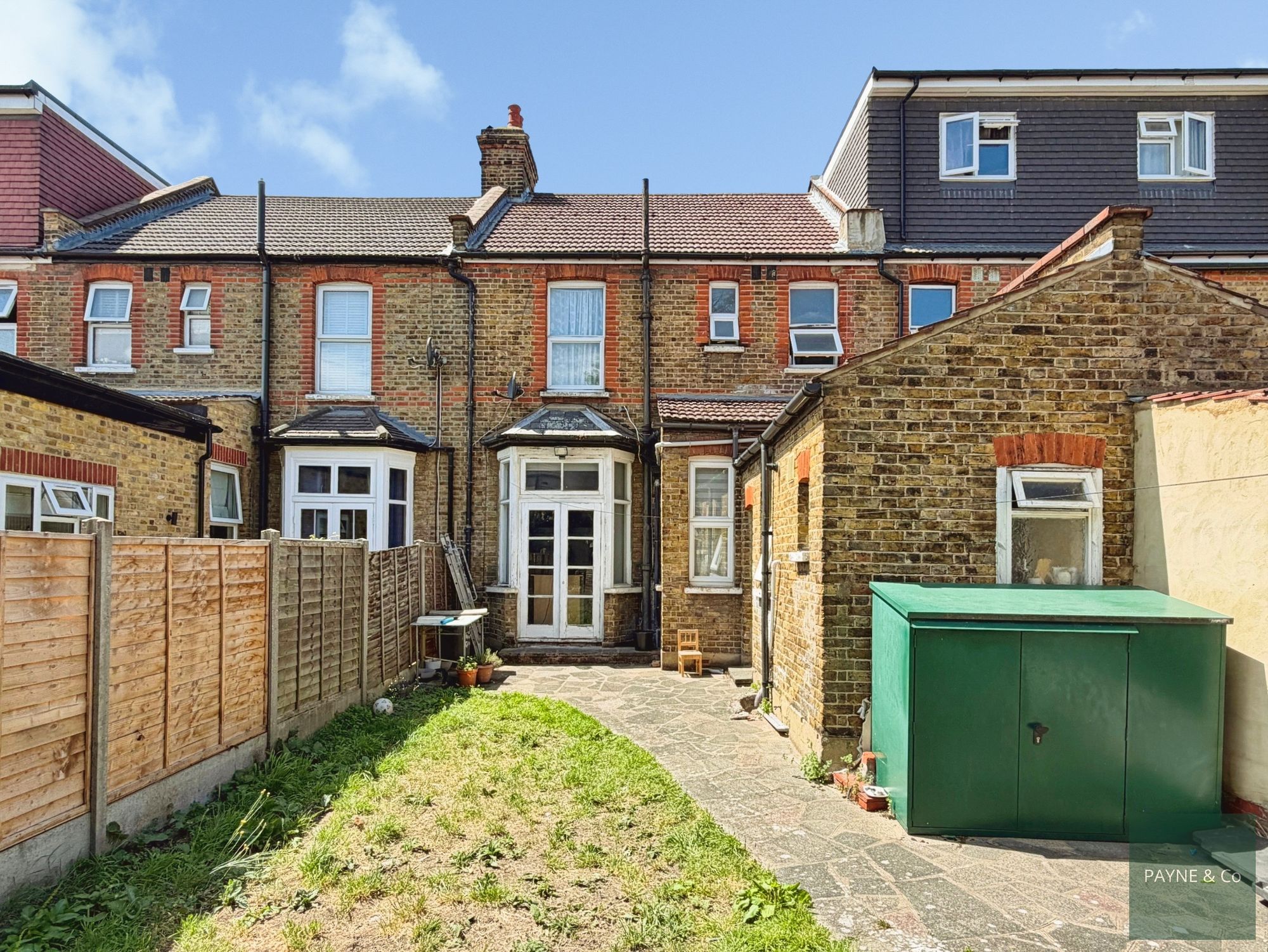 Charlbury Gardens, Ilford, IG3