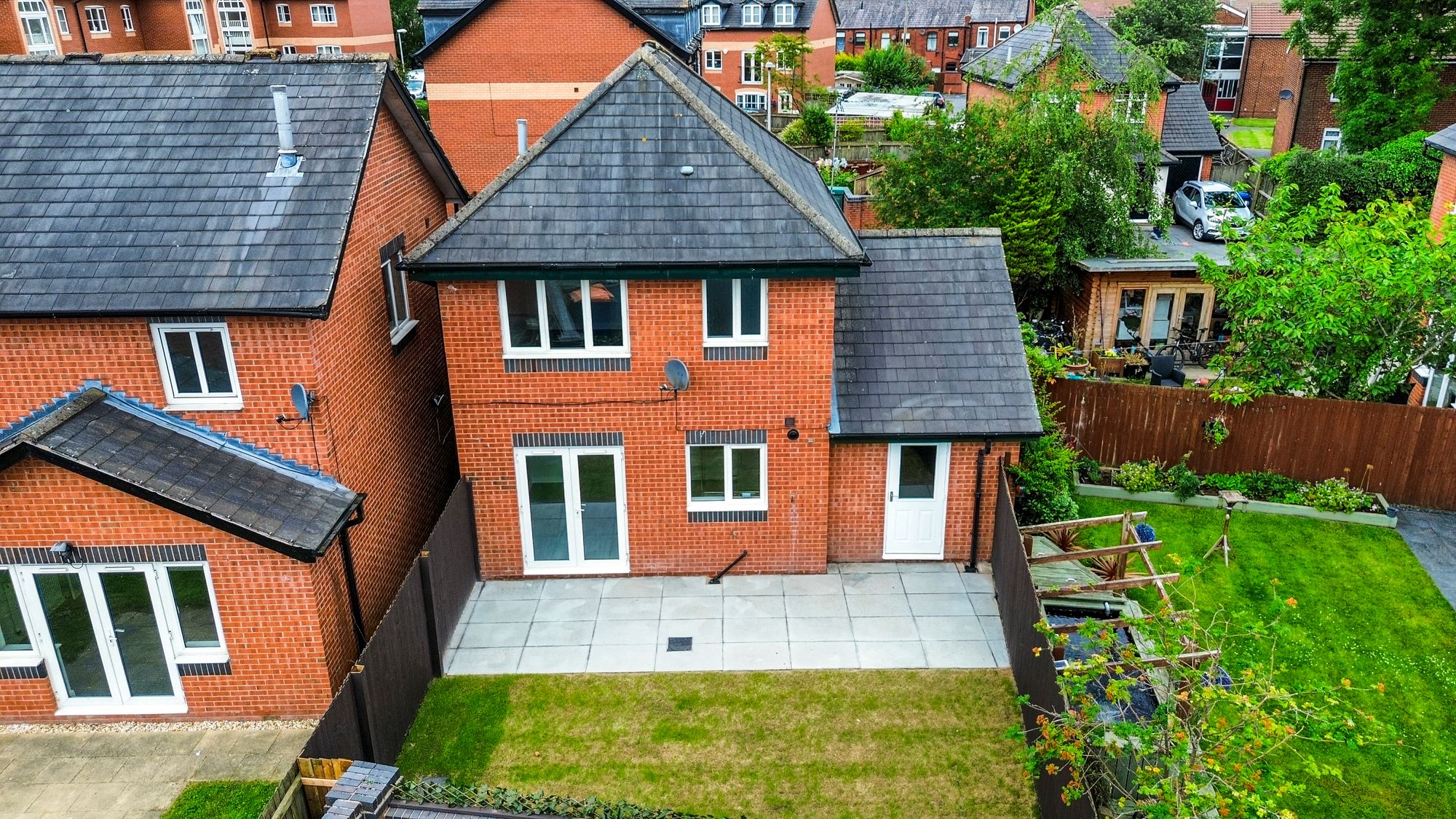Stott Wharf, Leigh, WN7