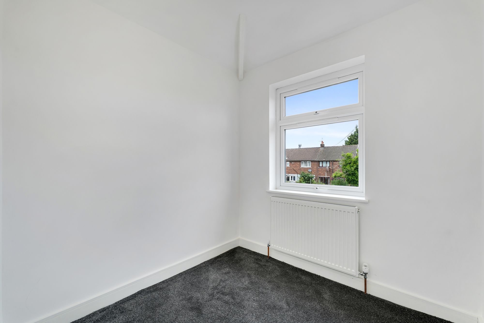 Hale Road, Widnes, WA8