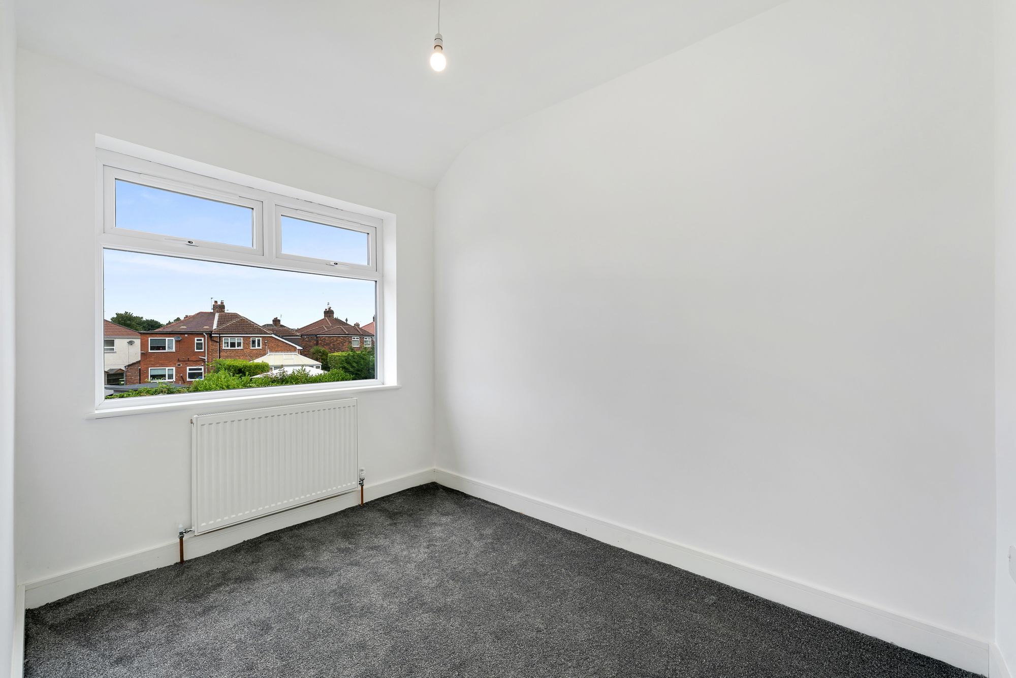 Hale Road, Widnes, WA8