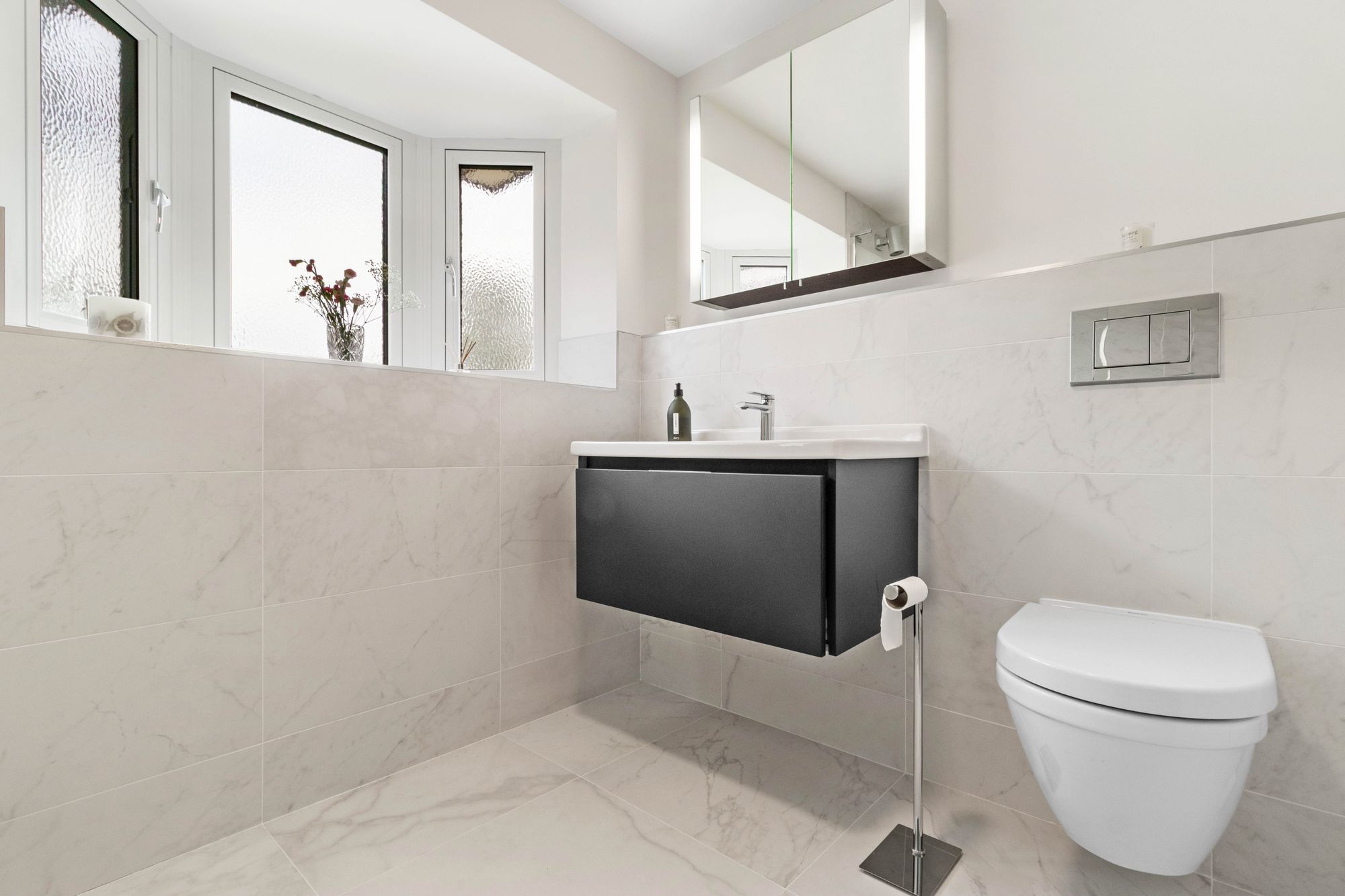 Chessington Close, Appleton, WA4