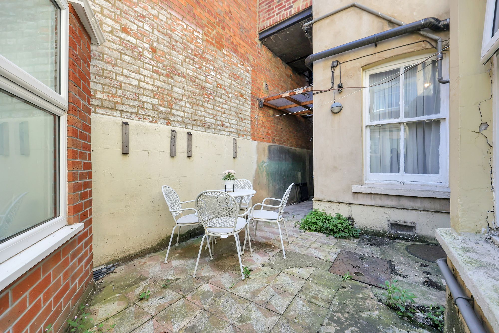 Lechmere Road, London, NW2