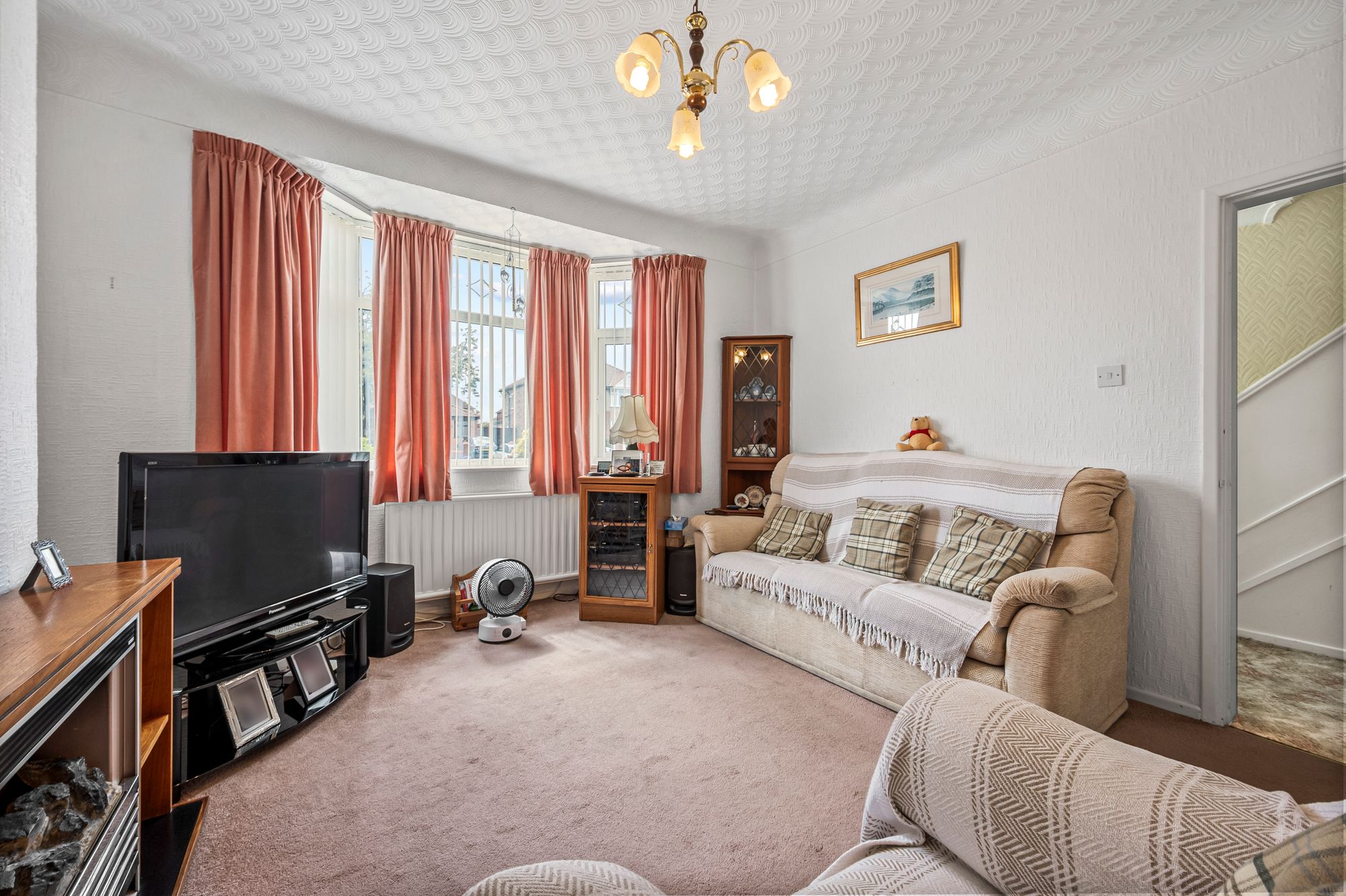 Broadway, Grange Park, WA10