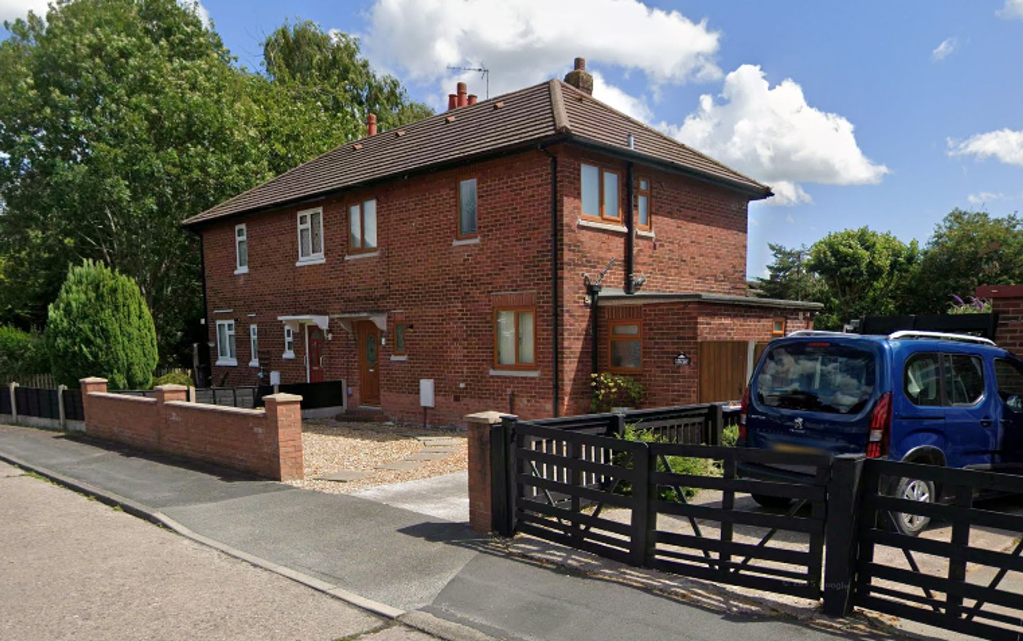 Neville Crescent, Penketh, WA5