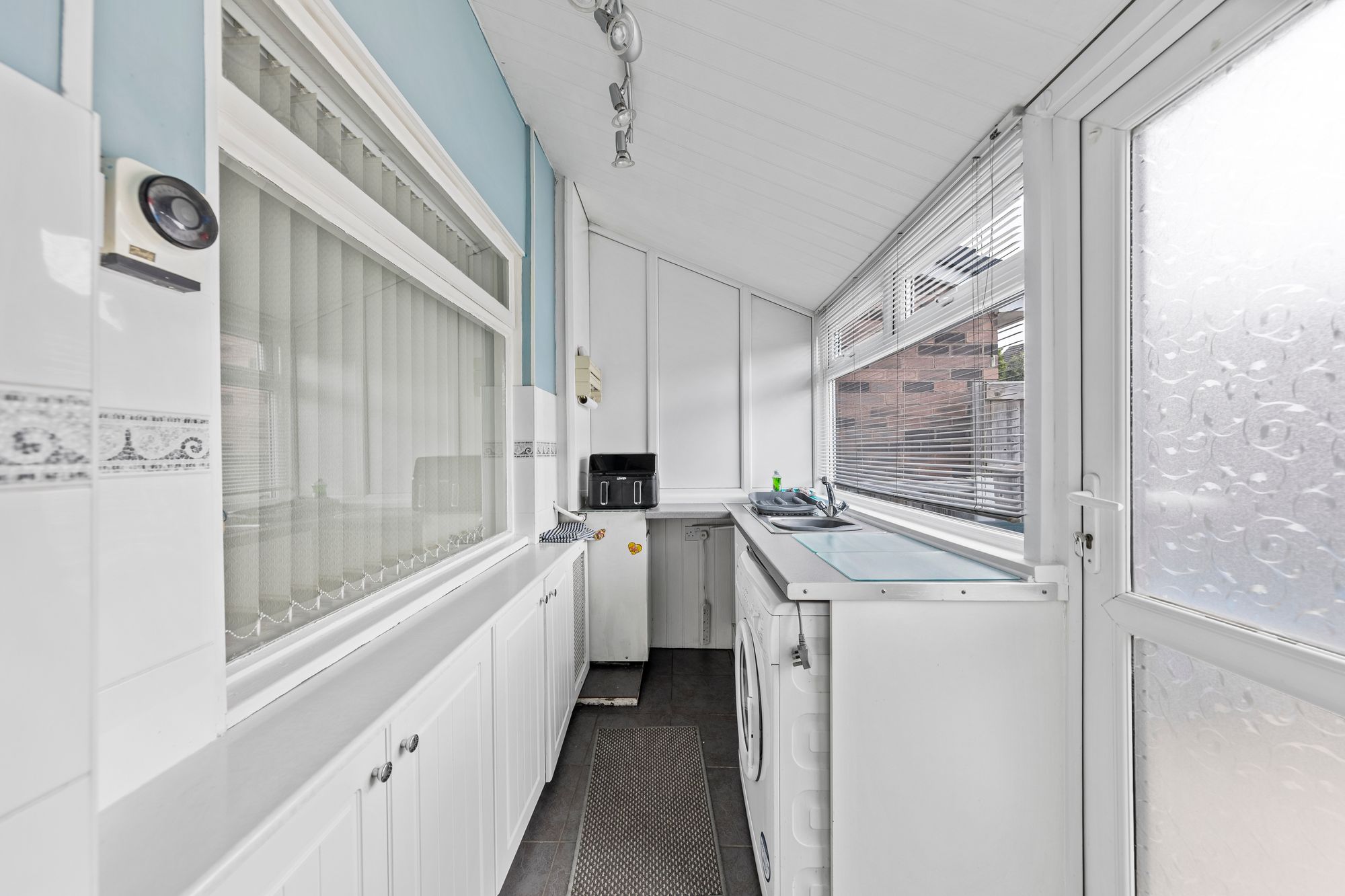 Waverley Avenue, Appleton, WA4
