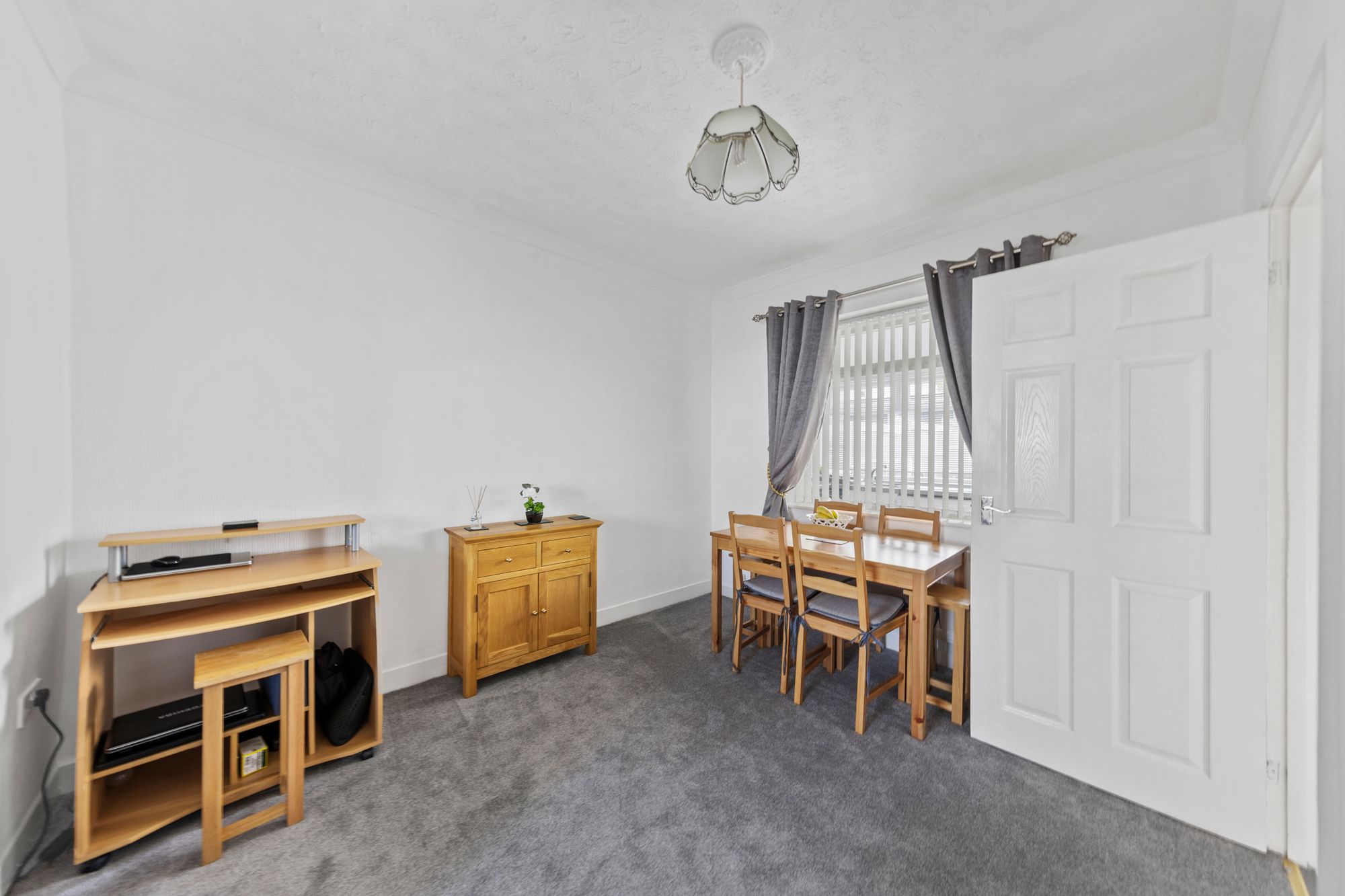 Waverley Avenue, Appleton, WA4