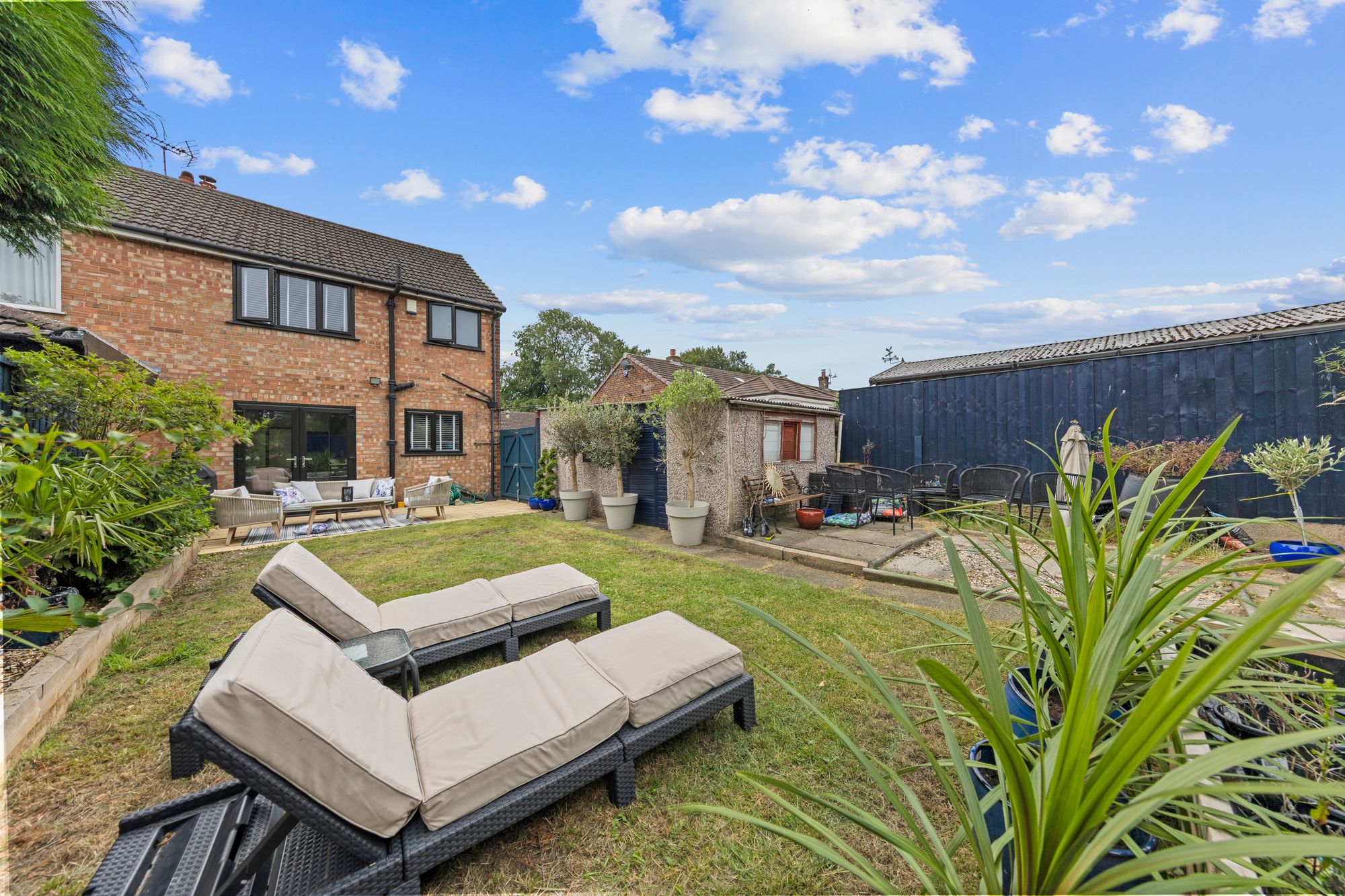 Woodstock Avenue, Newton-Le-Willows, WA12