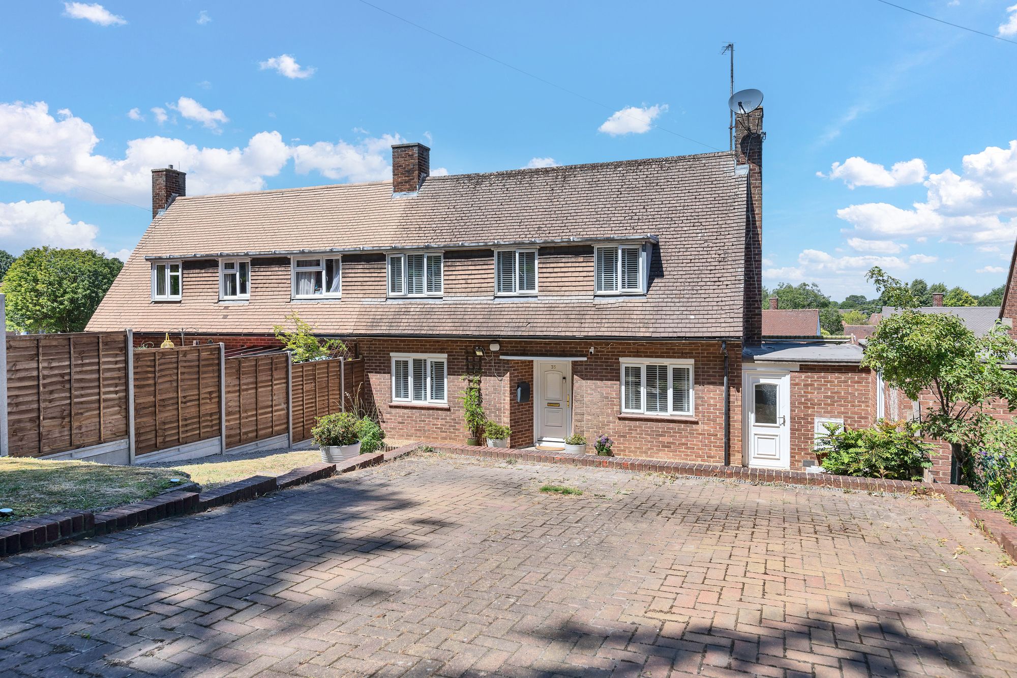 Sun Hill, Royston, SG8