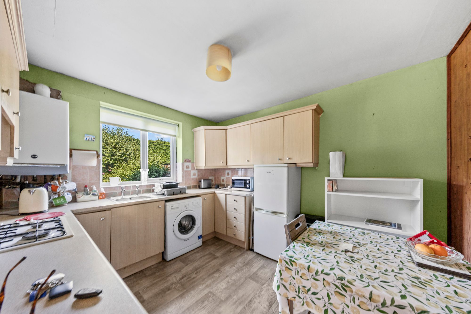 Greymist Avenue, Woolston, WA1