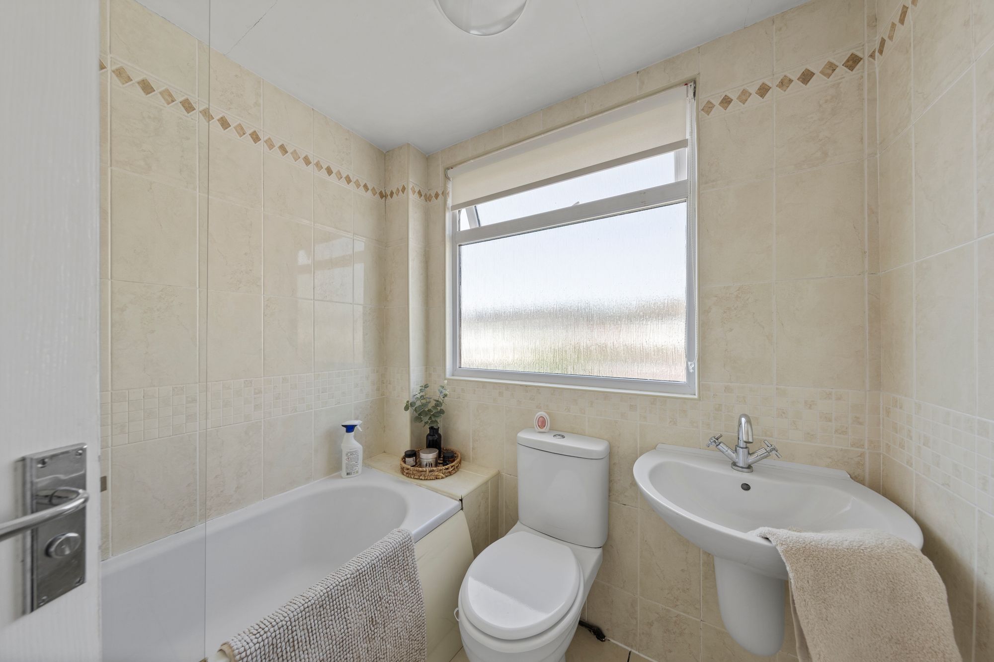 Linden Close, Woolston, WA1