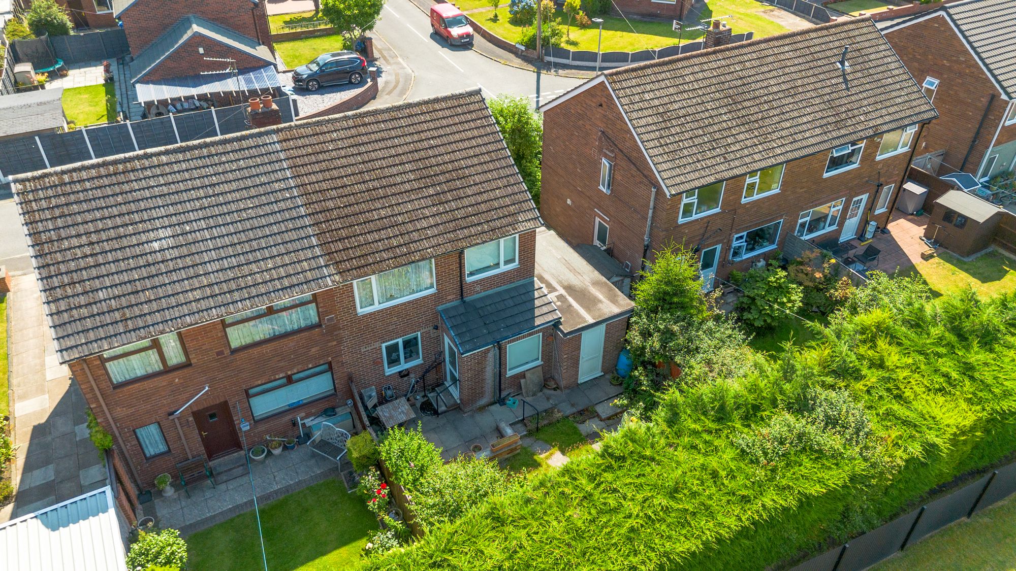 Greymist Avenue, Woolston, WA1