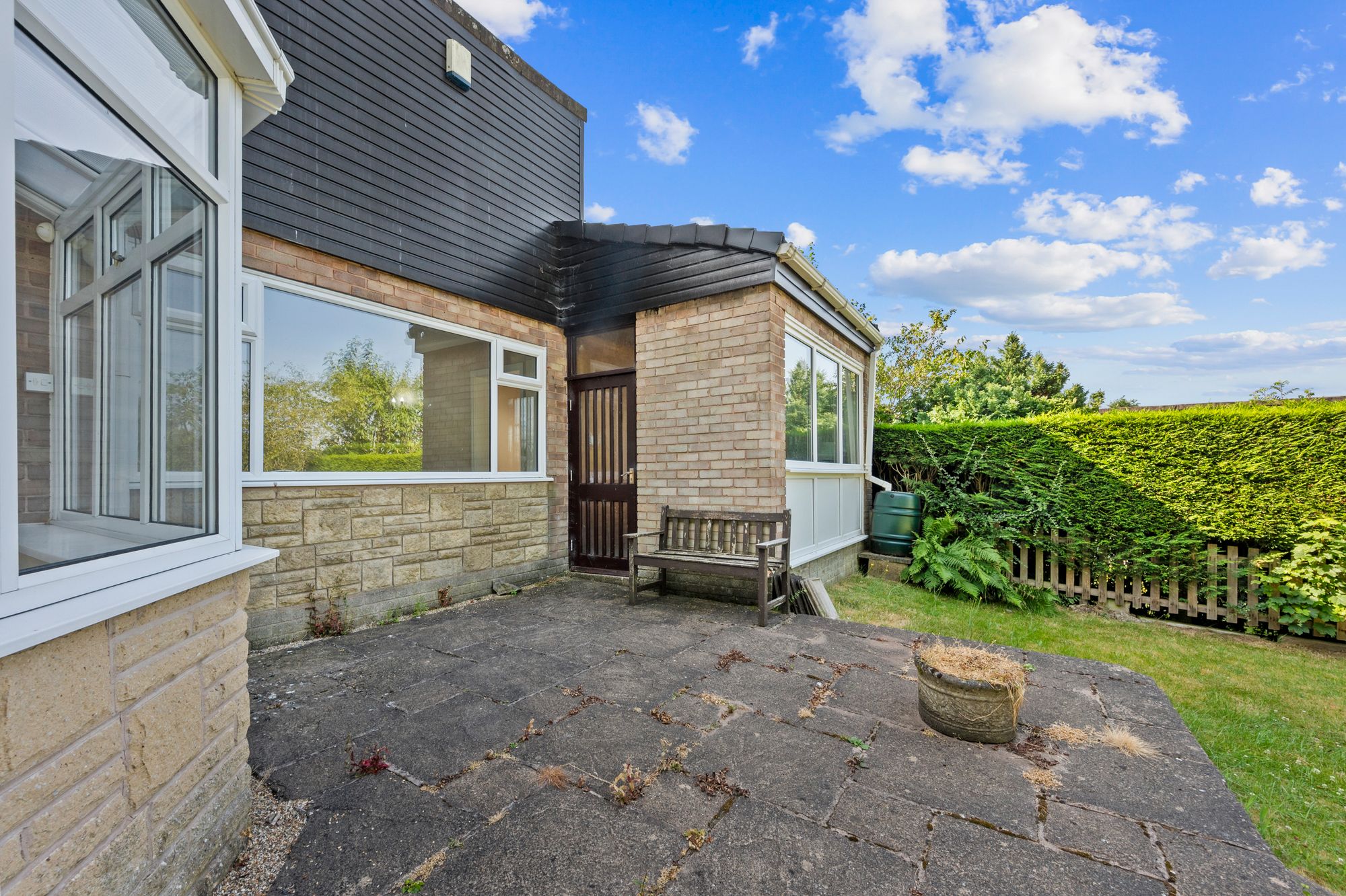 Eccleston Gardens, St. Helens, WA10