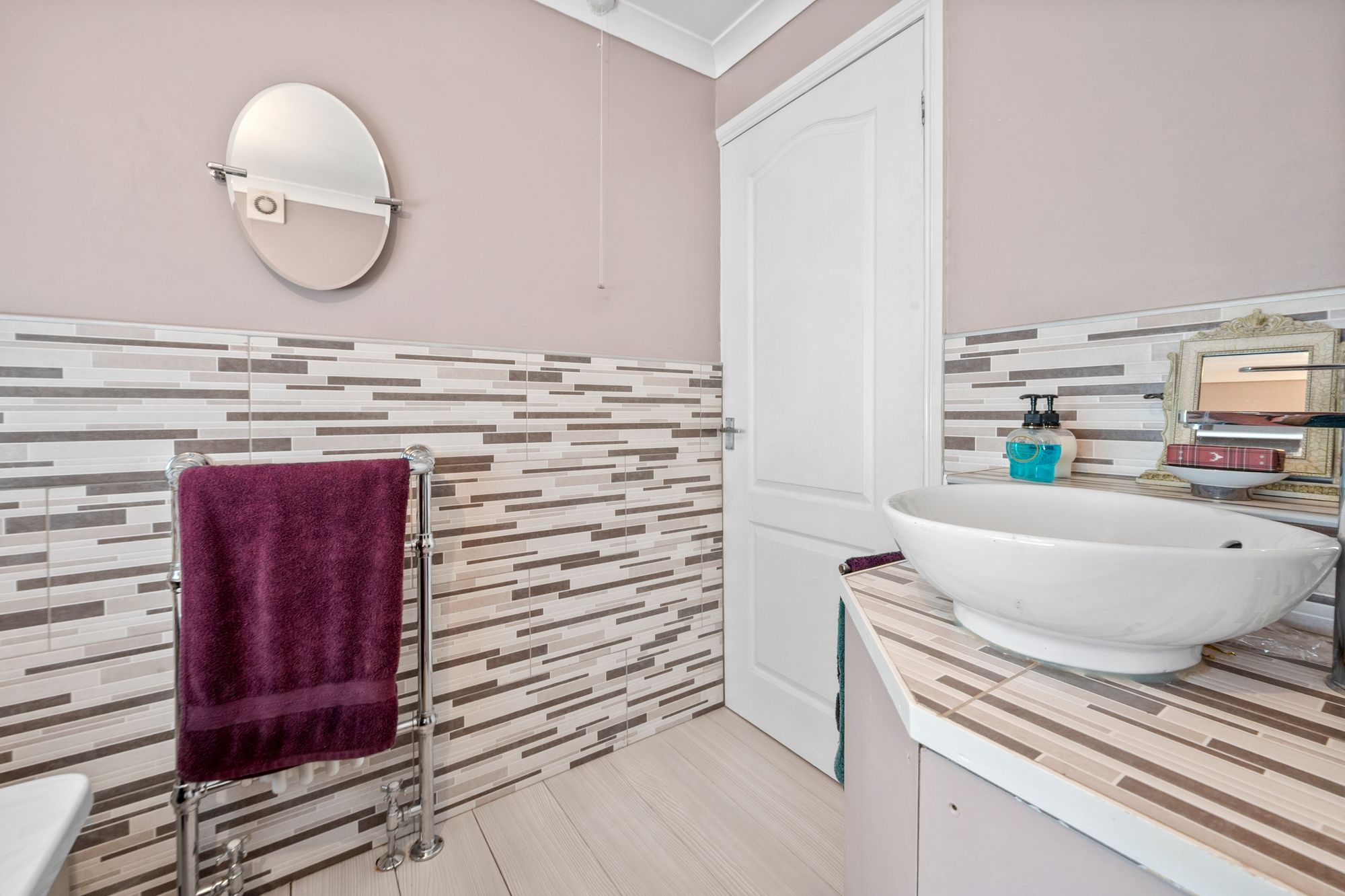 Margaret Avenue, Woolston, WA1
