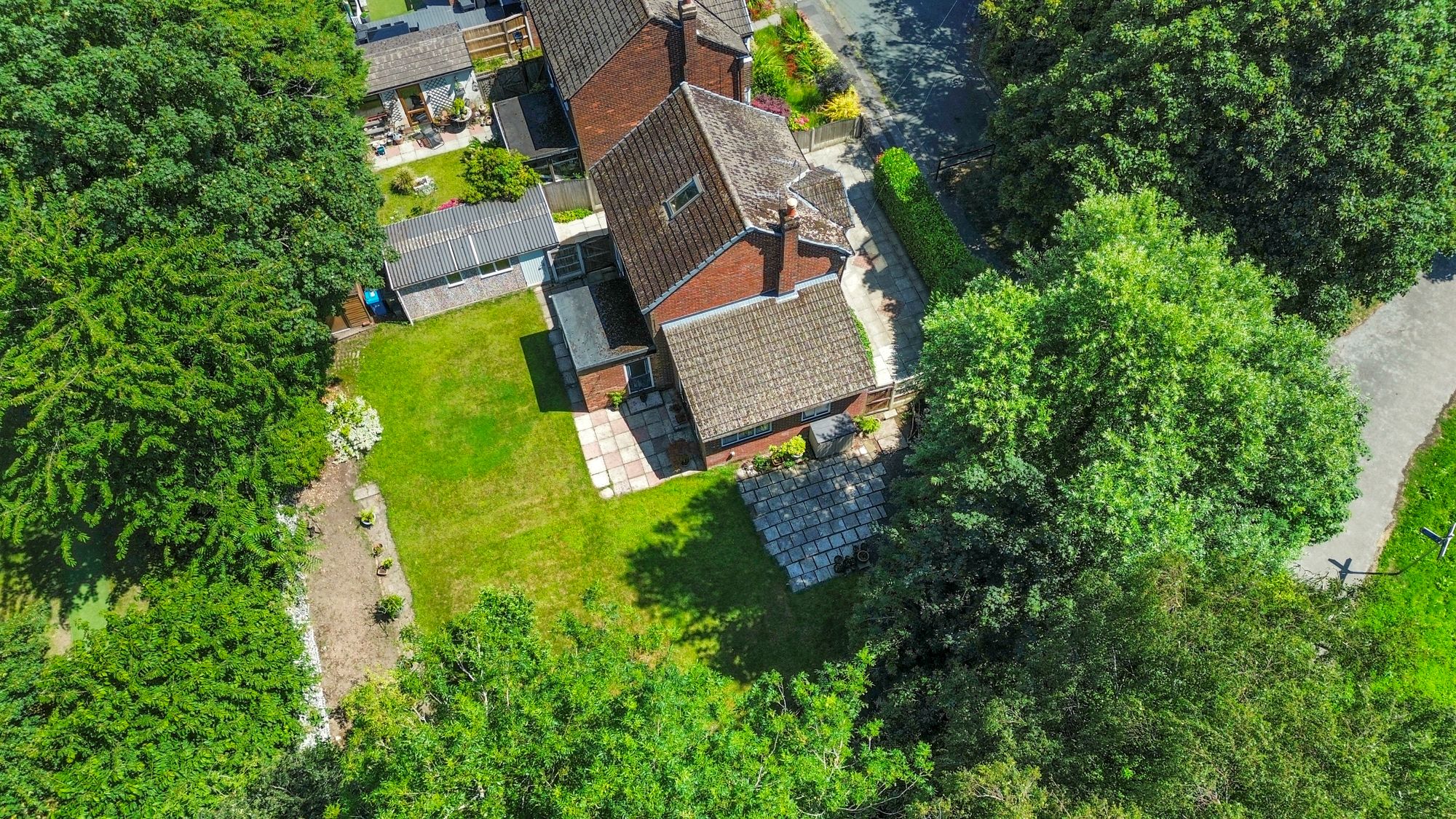 Margaret Avenue, Woolston, WA1