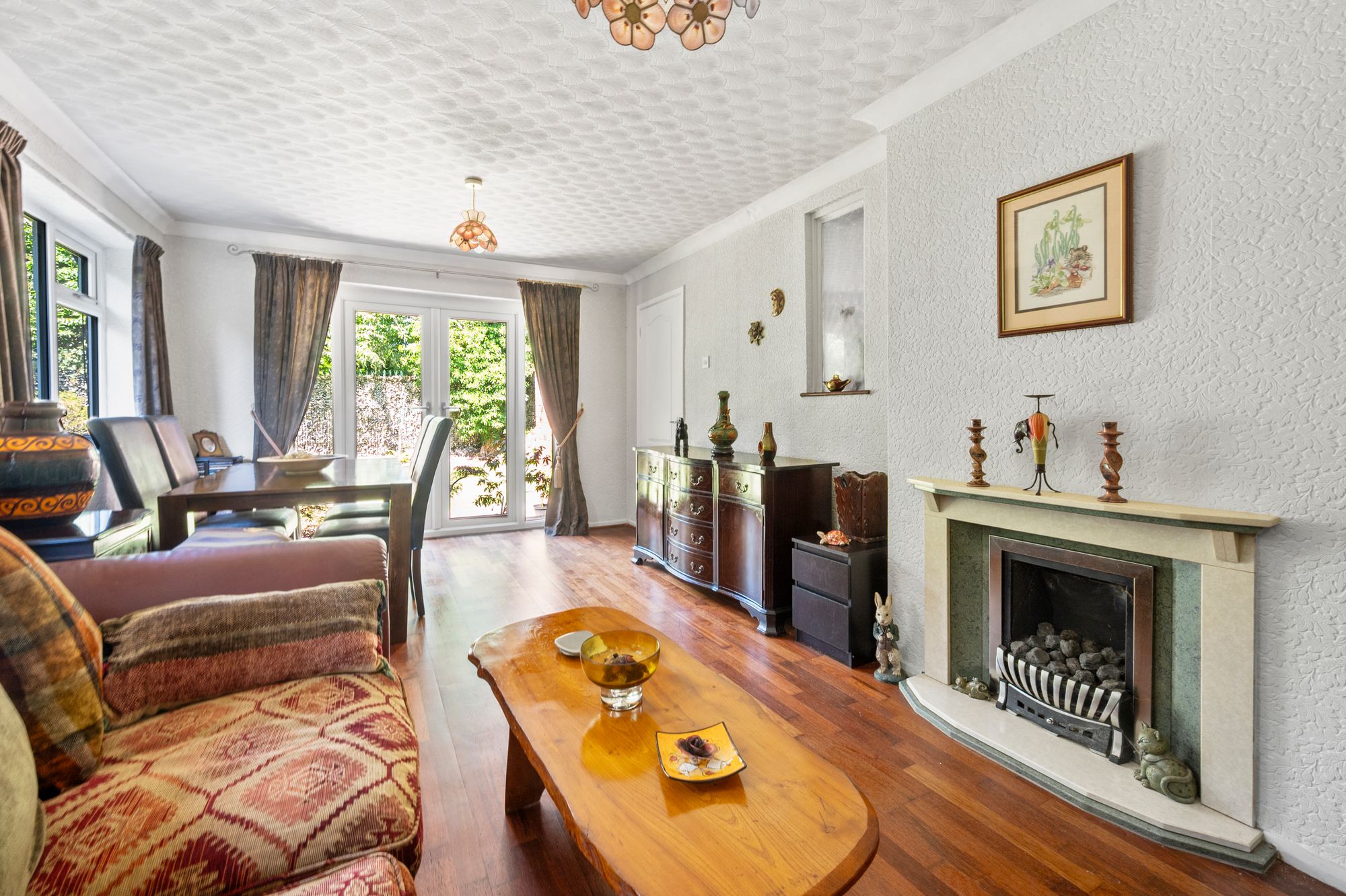 Margaret Avenue, Woolston, WA1
