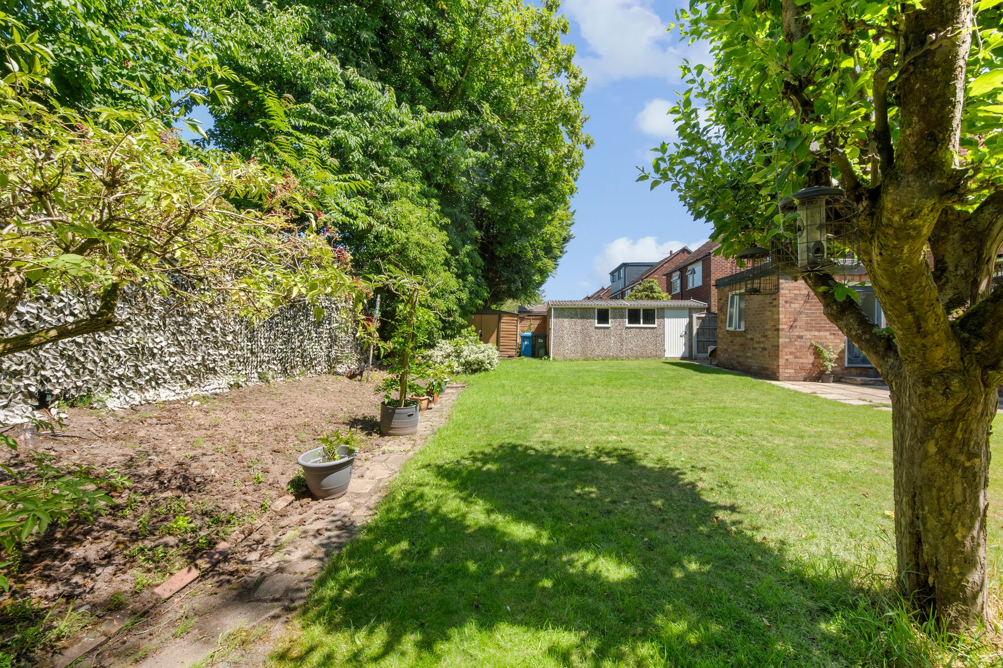 Margaret Avenue, Woolston, WA1