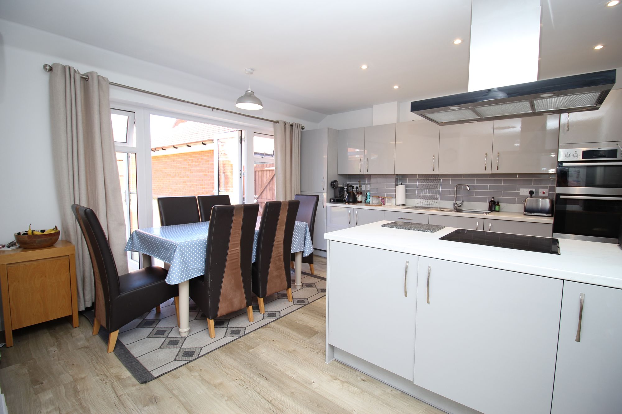 220 Kingsman Drive, Botley