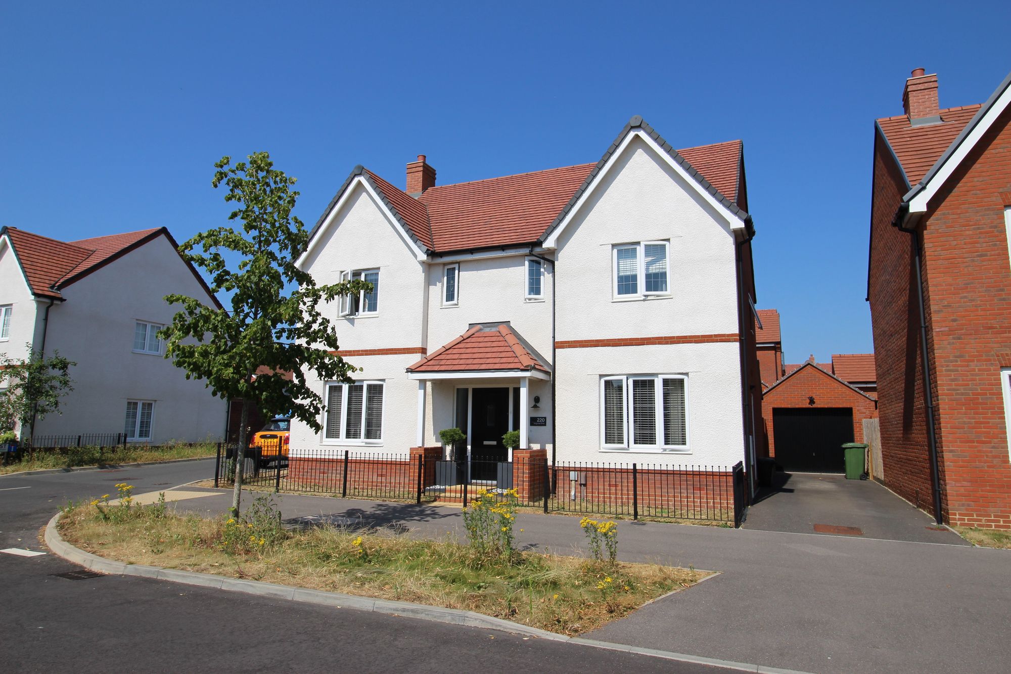 220 Kingsman Drive, Botley