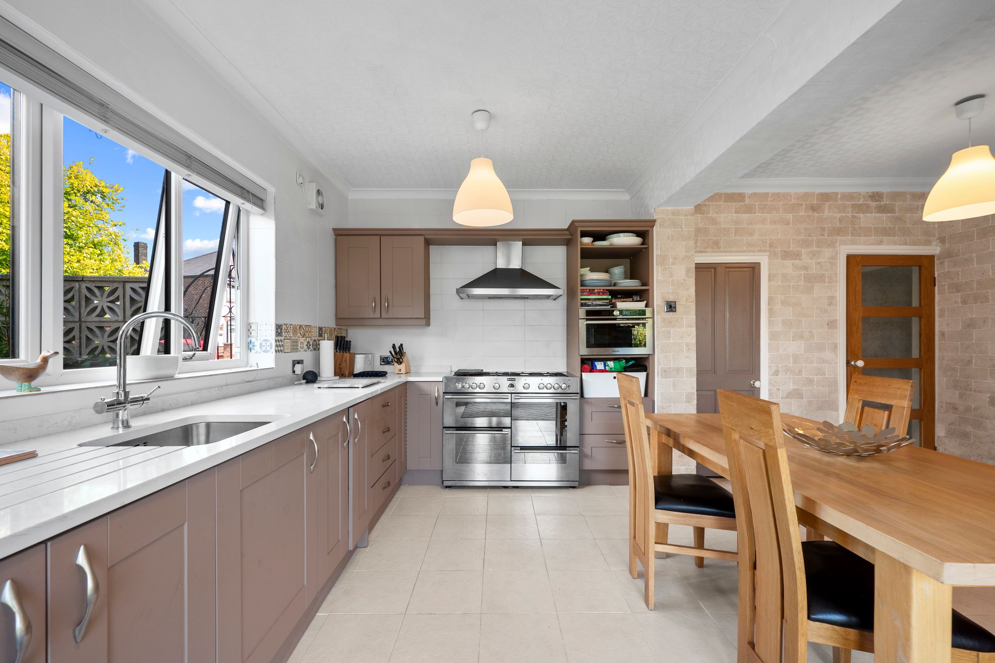 Gunning Avenue, Eccleston, WA10