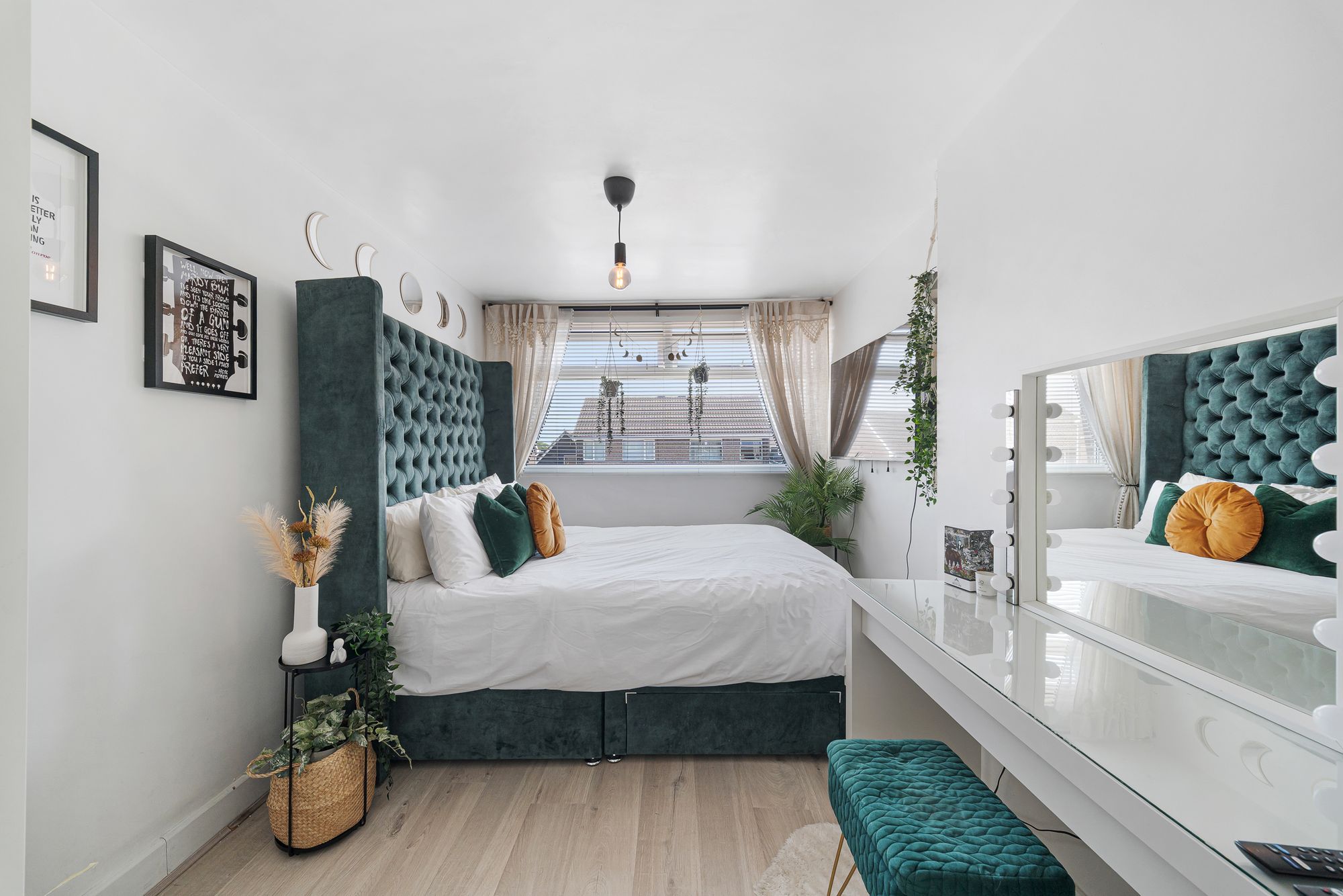 Cheltenham Crescent, Runcorn, WA7