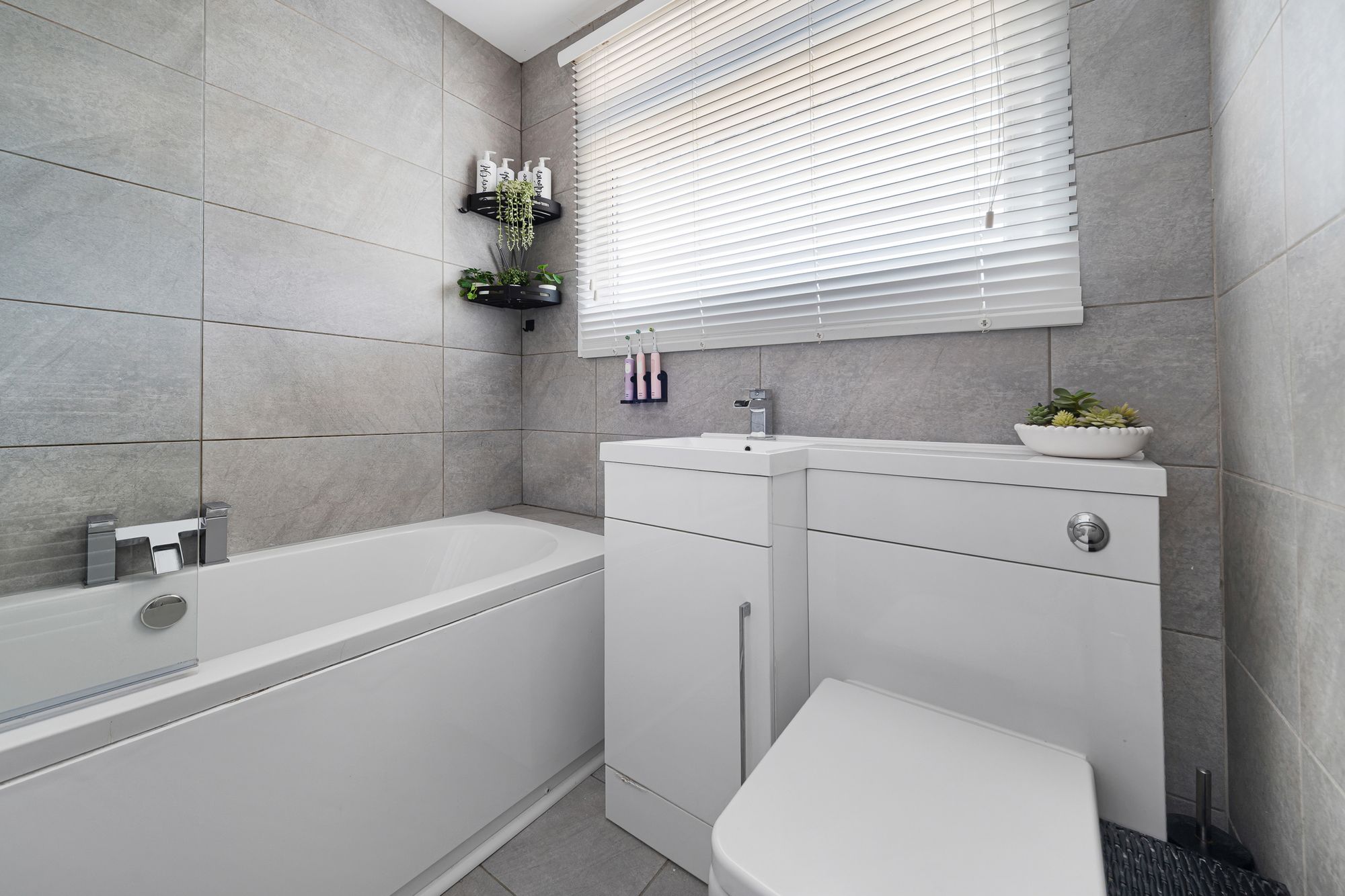 Cheltenham Crescent, Runcorn, WA7