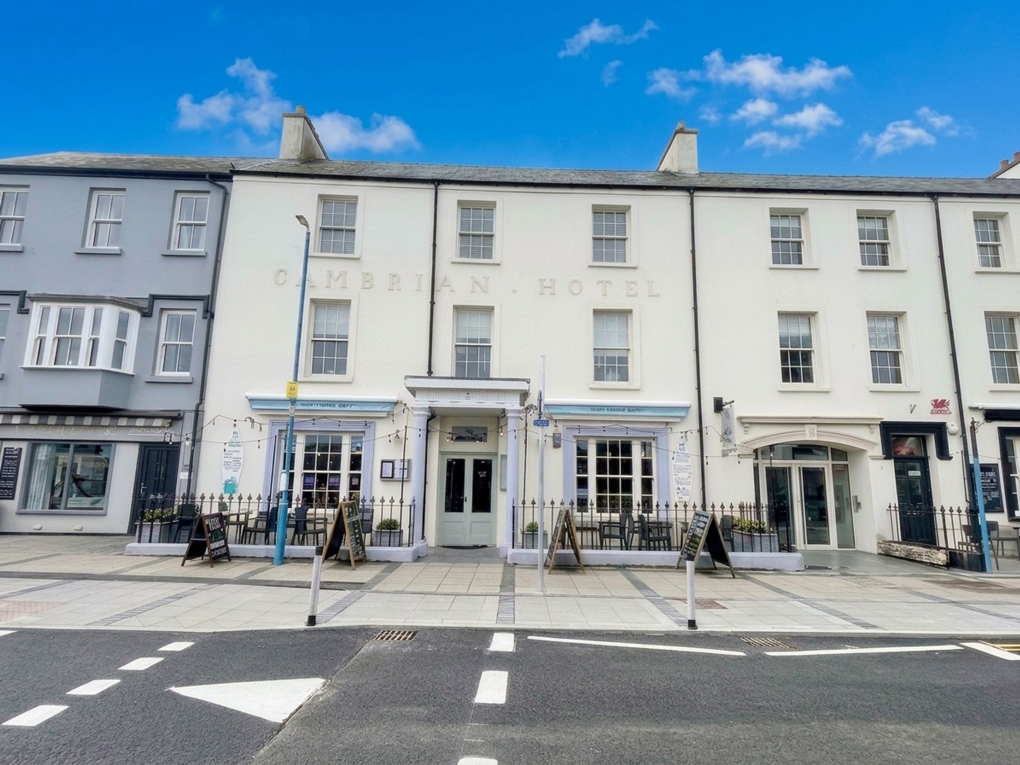 Cambrian Quay, Saundersfoot, SA69