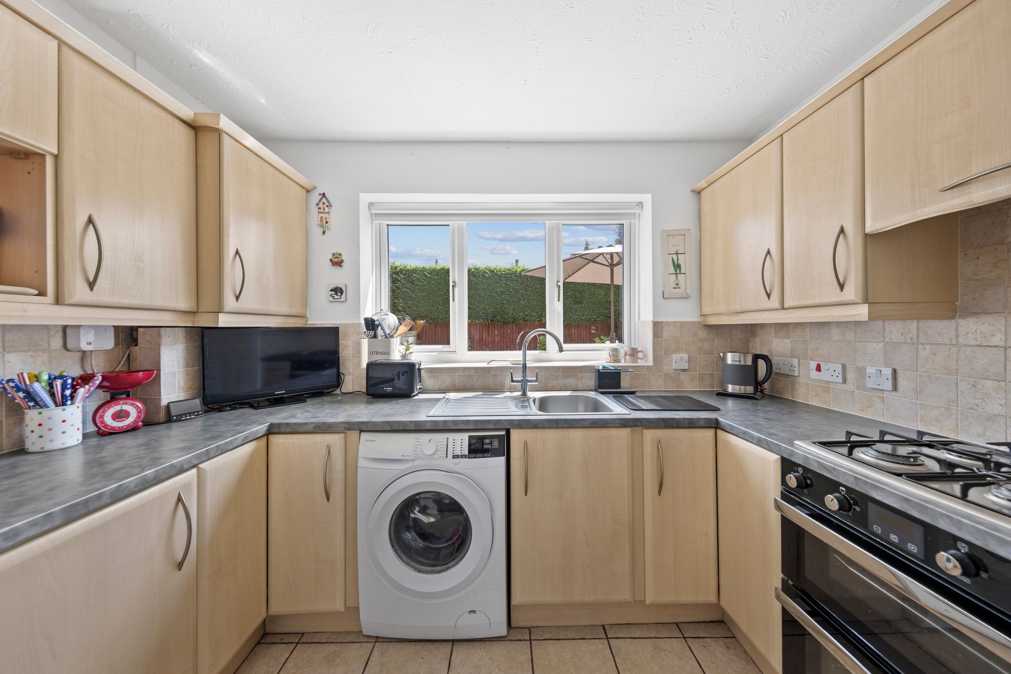 Cross Lane South, Risley, WA3