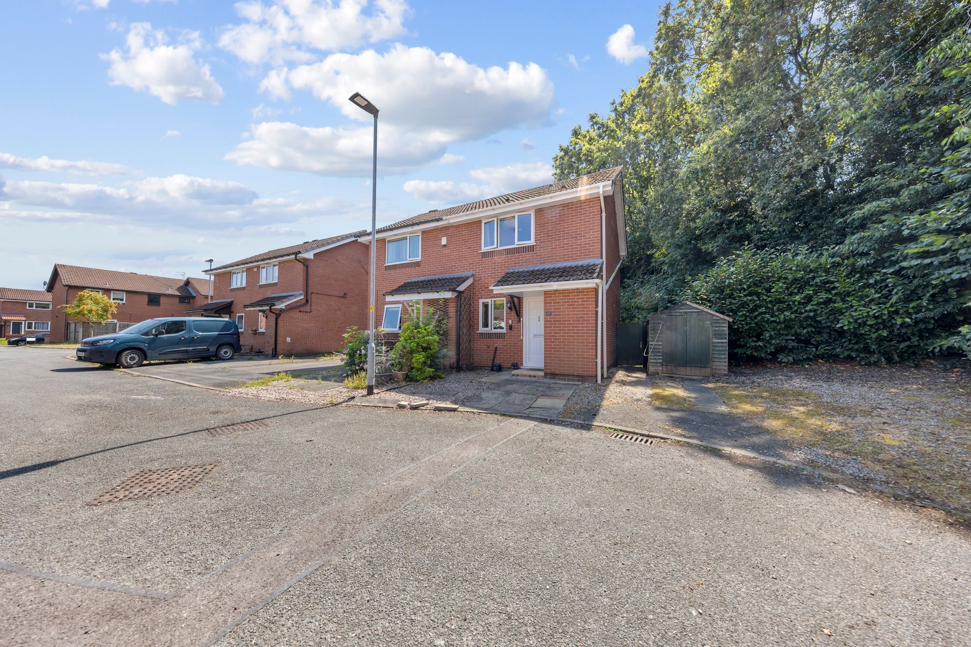 Flaxley Close, Birchwood, WA3