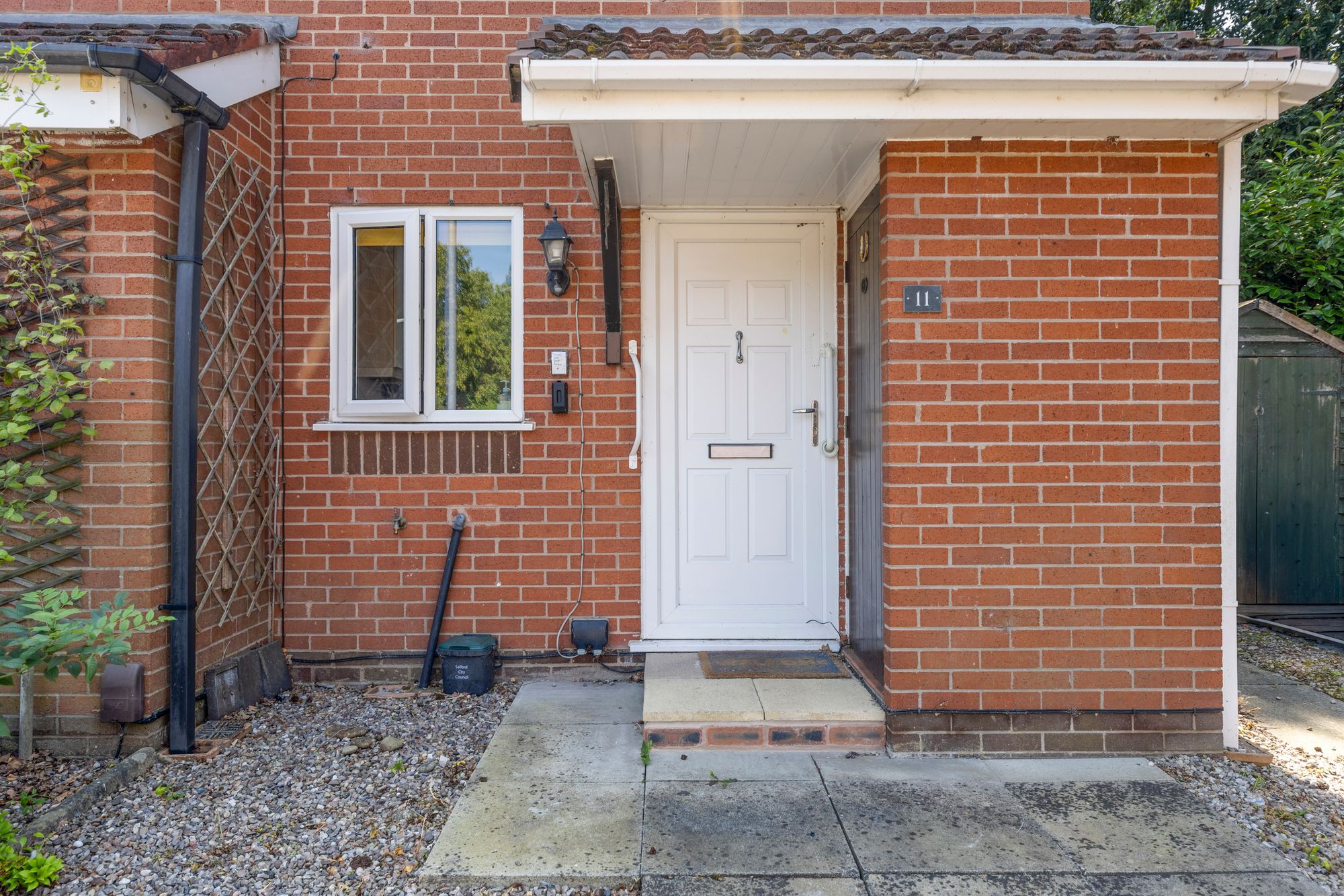 Flaxley Close, Birchwood, WA3