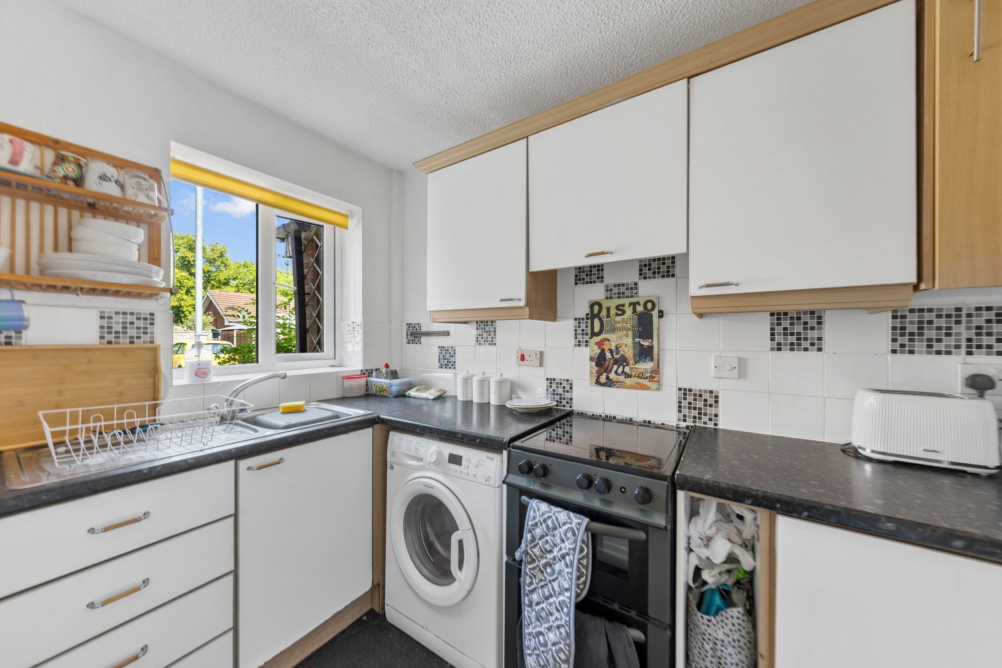 Flaxley Close, Birchwood, WA3