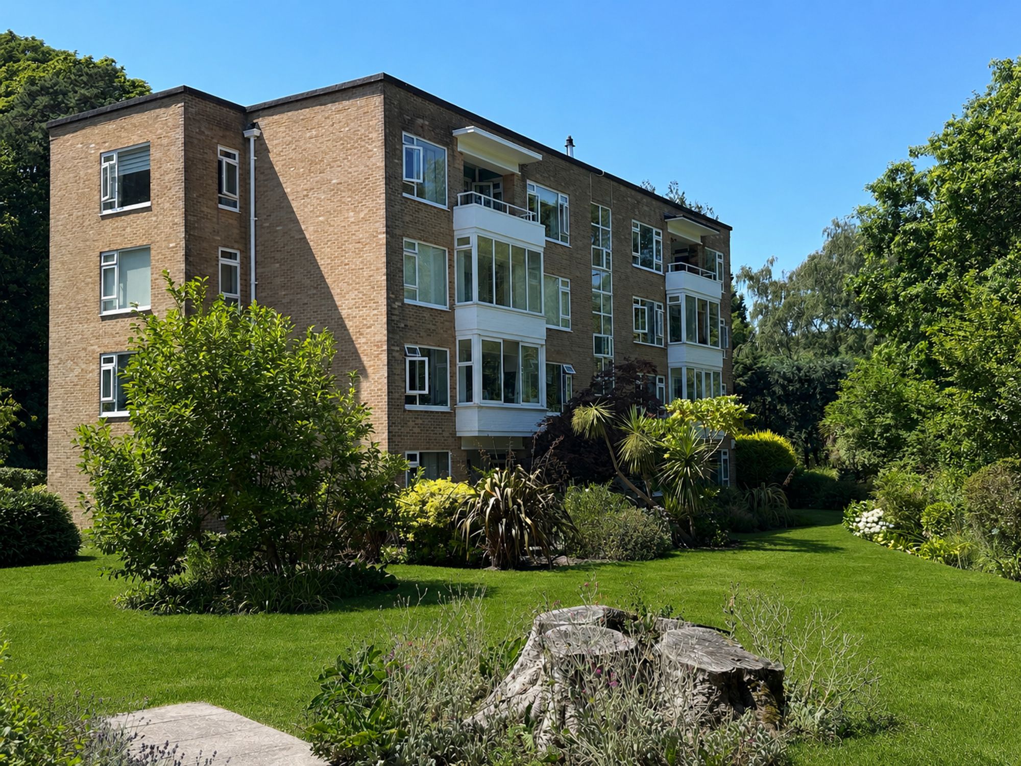 Pinebeach Court, Beach Road, Branksome Park BH13