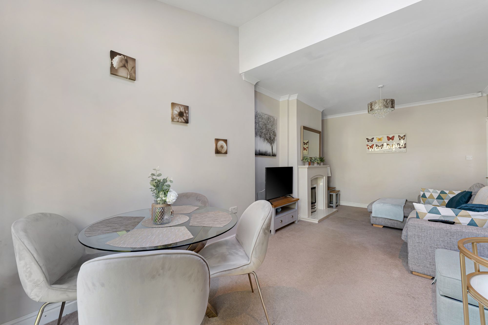 Claremont Drive, Widnes, WA8