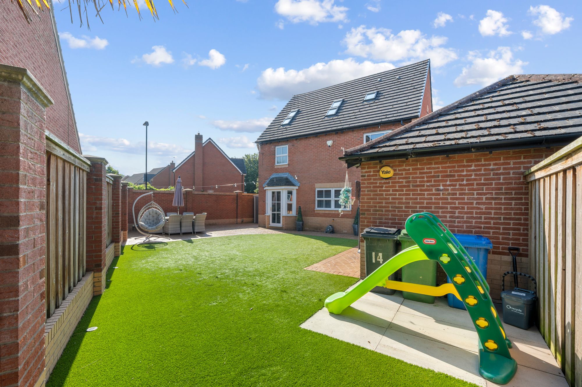 Masefield Drive, Winwick, WA2