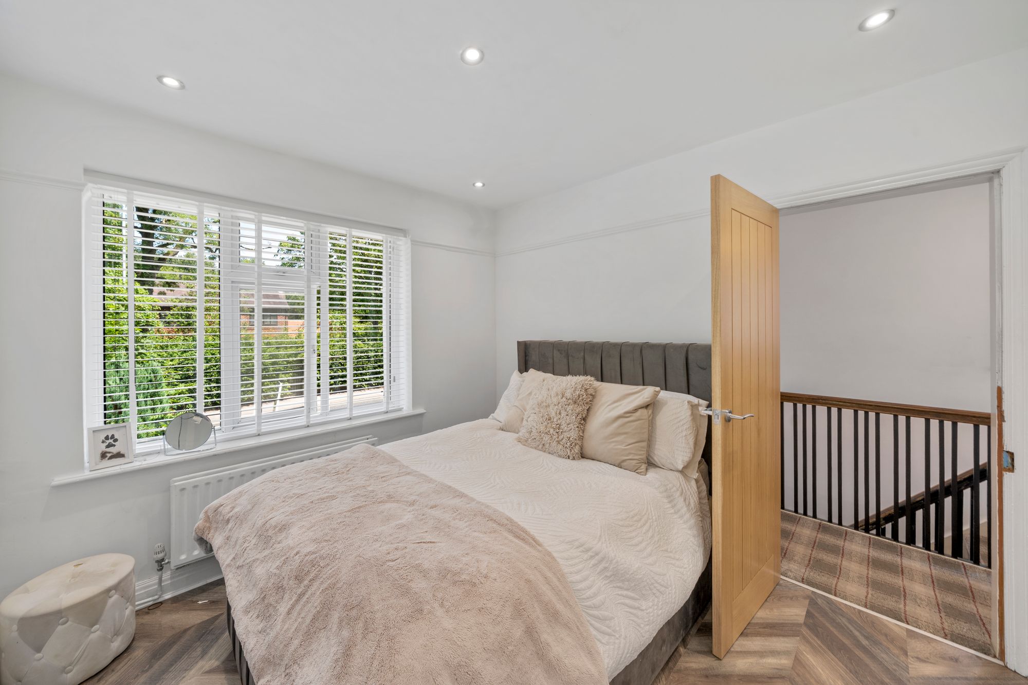 Manchester Road, Leigh, WN7
