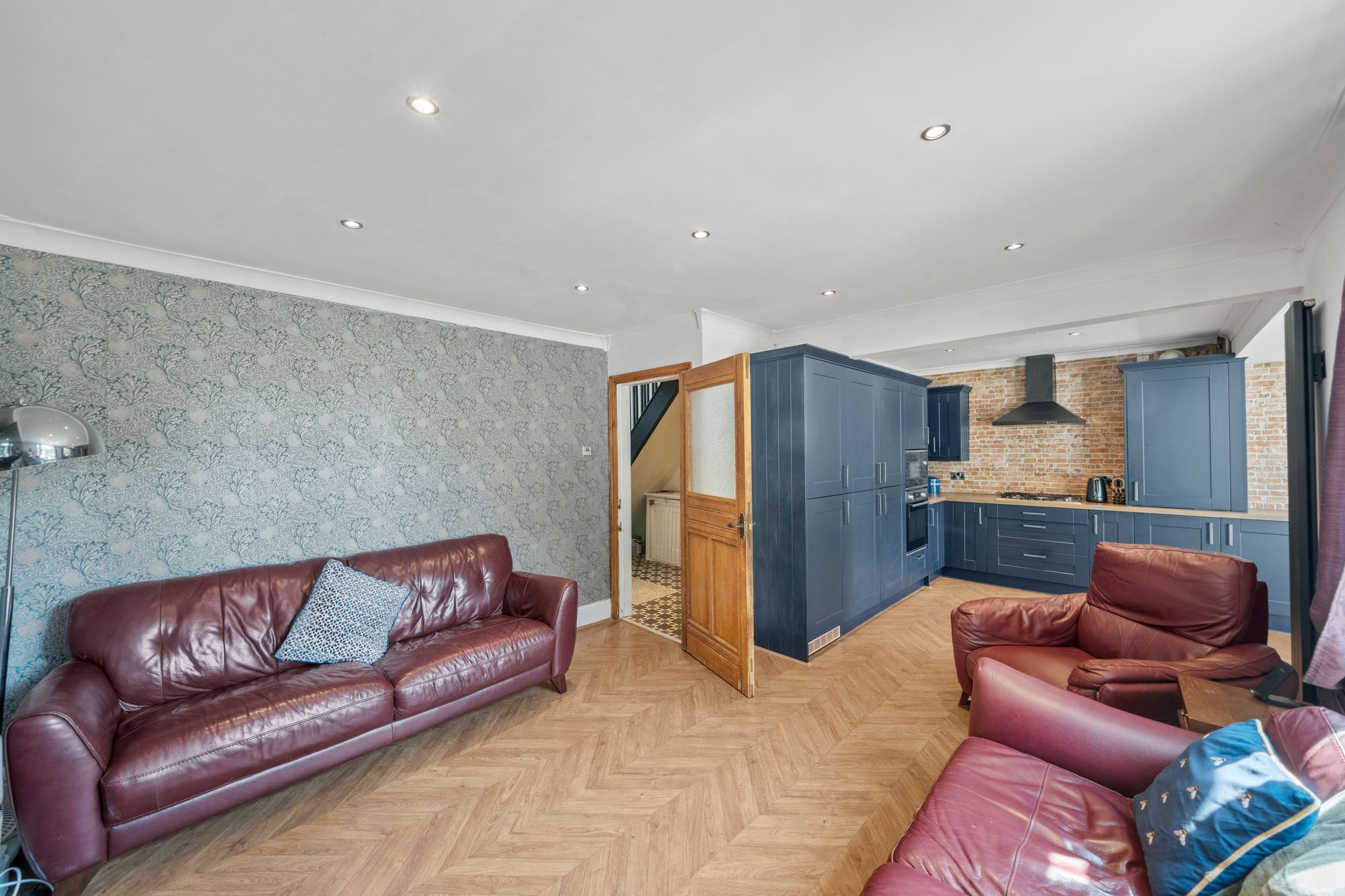 Manchester Road, Leigh, WN7