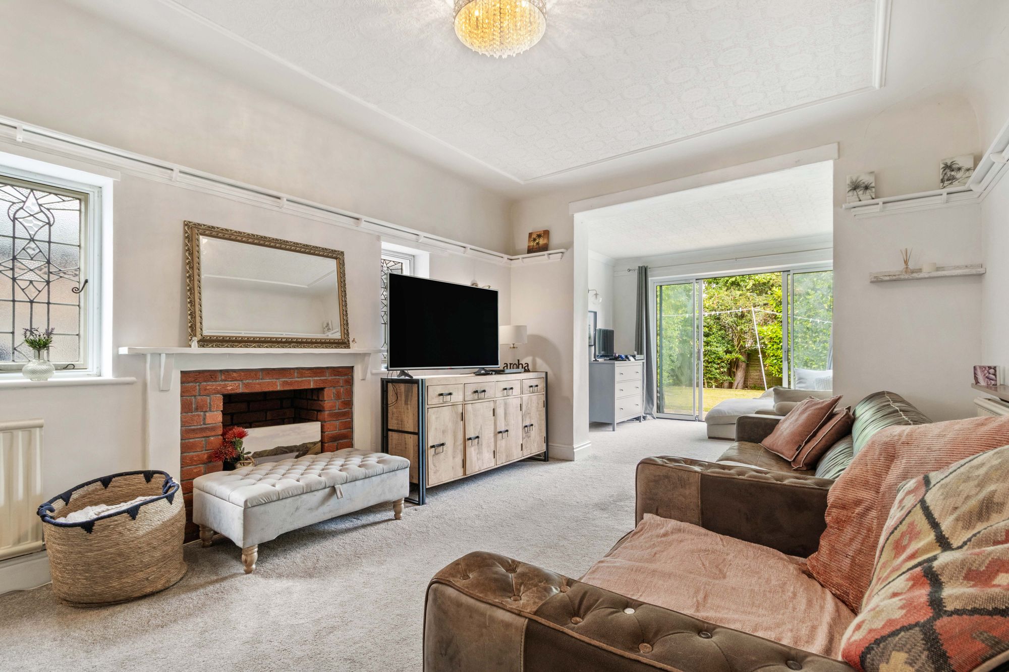 London Road, Appleton, WA4