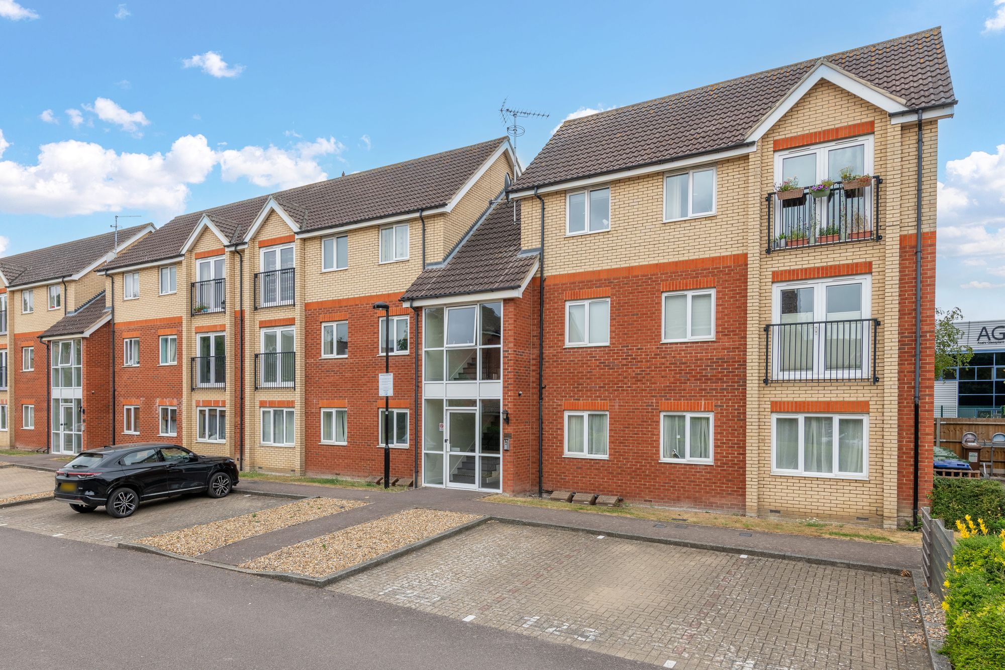 Braeburn Walk, Royston, SG8