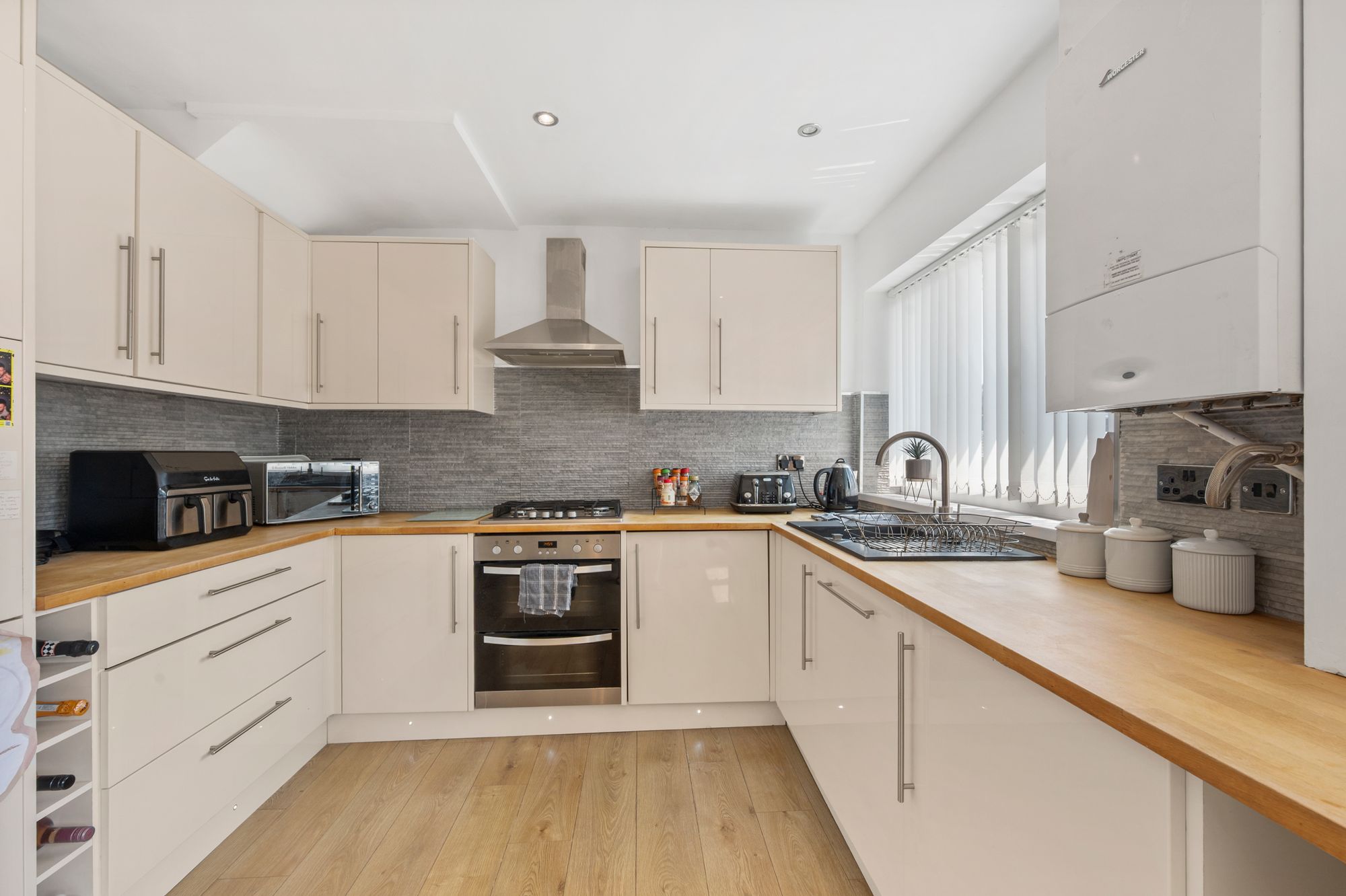 Markfield Crescent, St. Helens, WA11