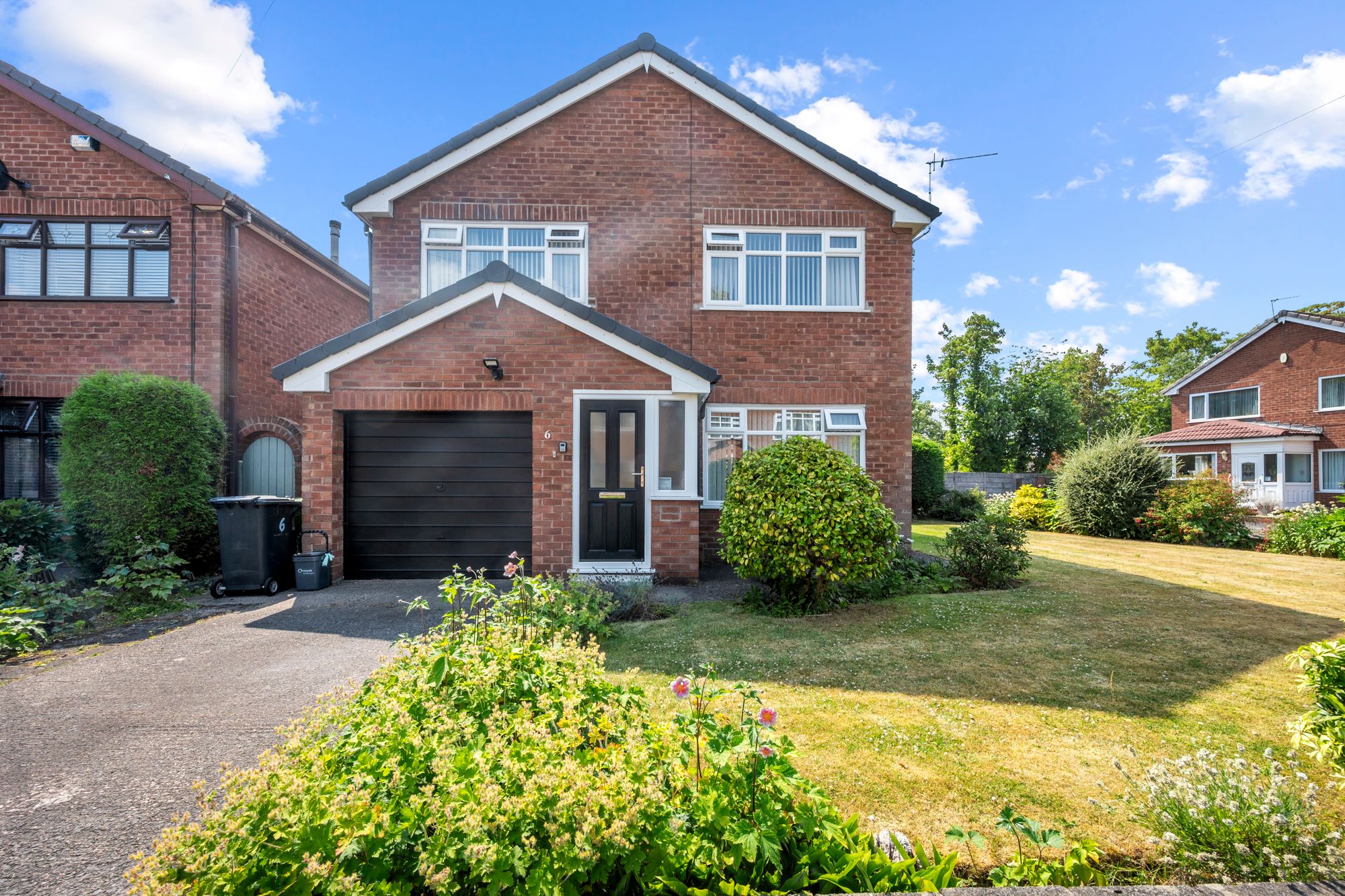 Gayhurst Avenue, Fearnhead, WA2