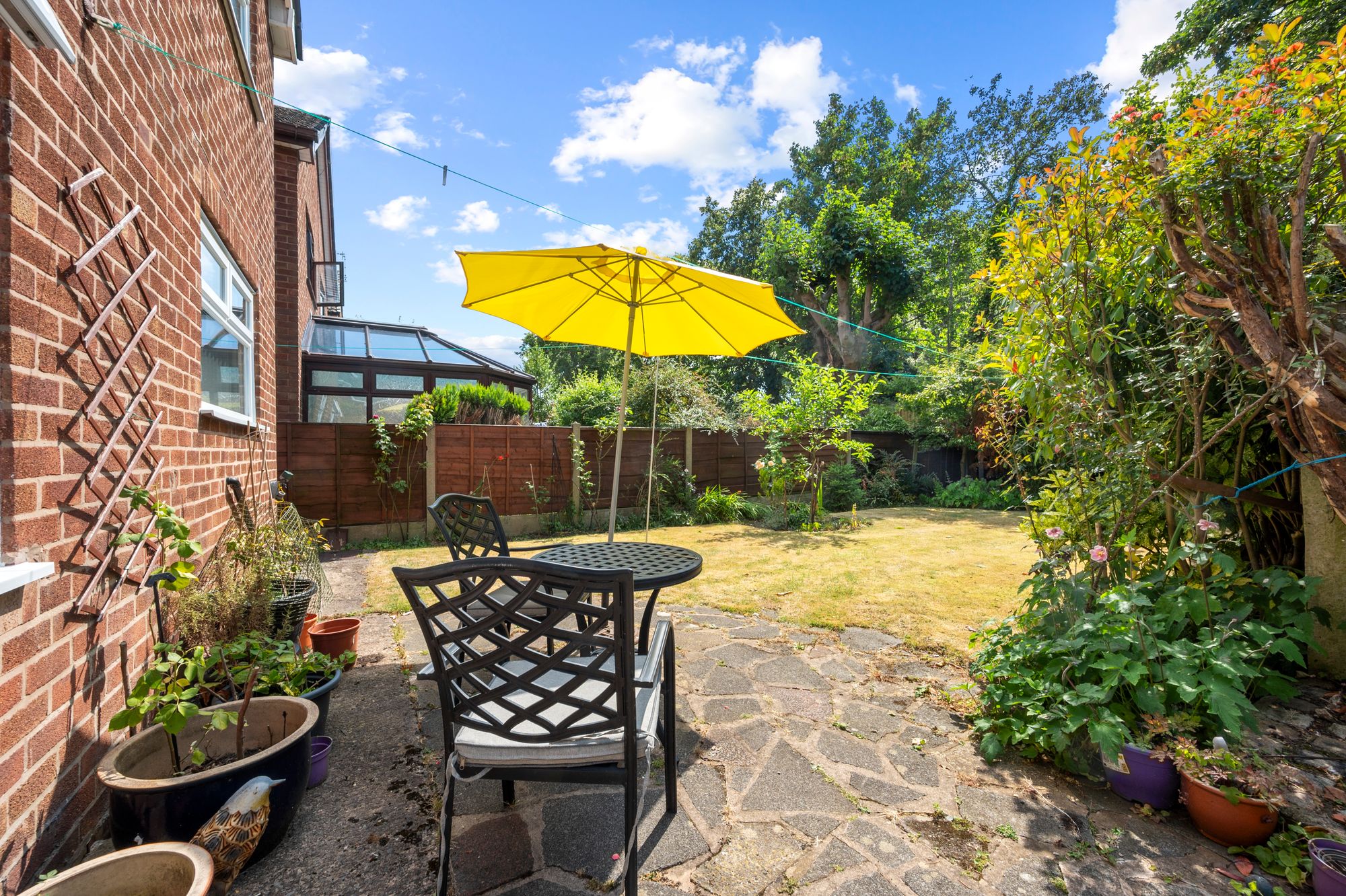 Gayhurst Avenue, Fearnhead, WA2