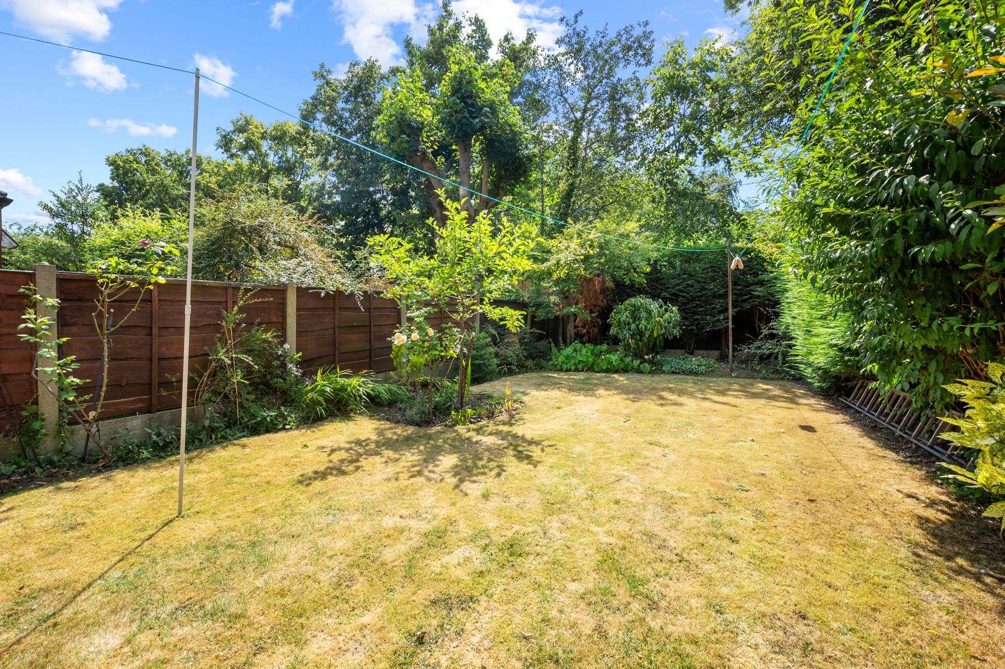 Gayhurst Avenue, Fearnhead, WA2