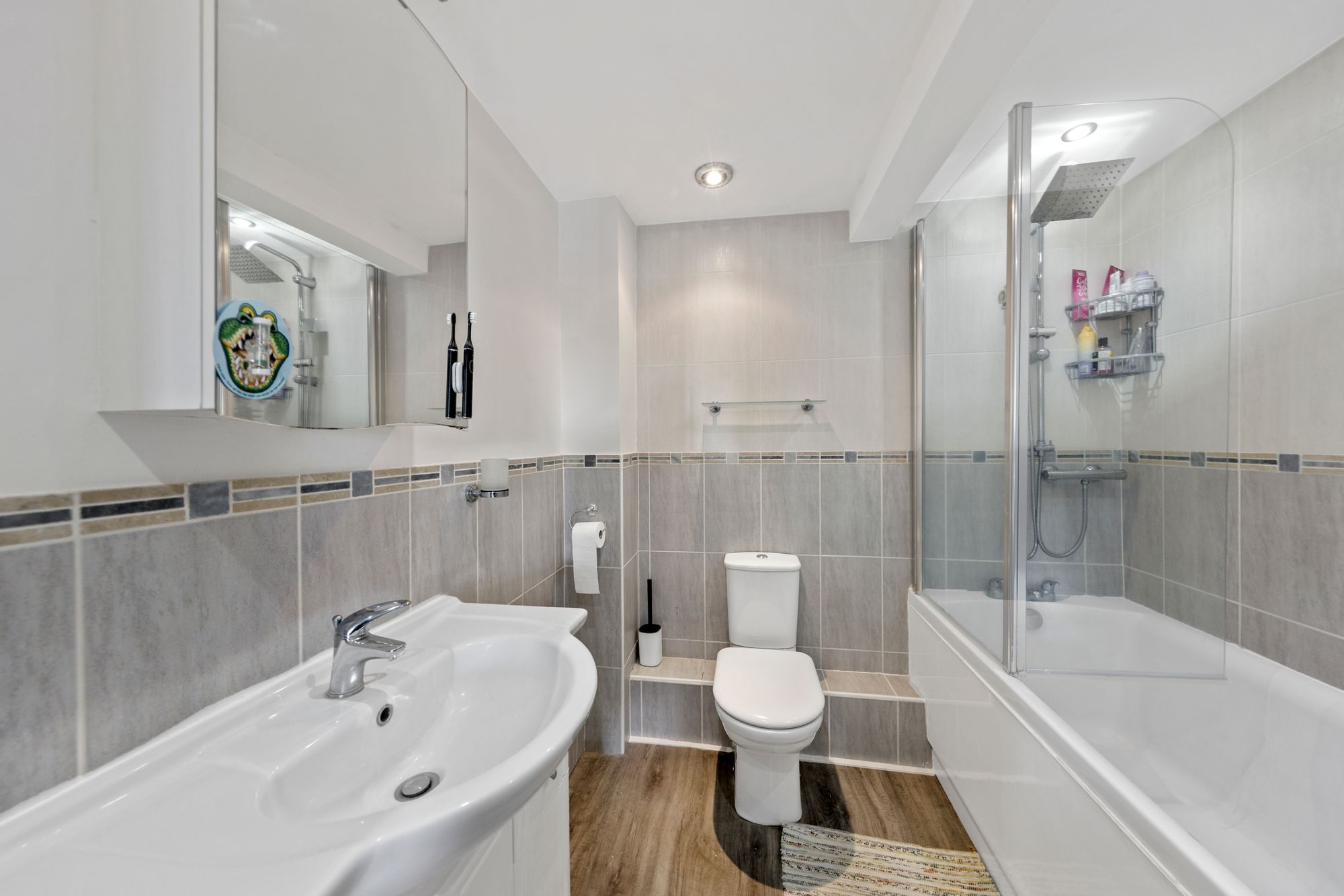 Newsholme Close, Culcheth, WA3