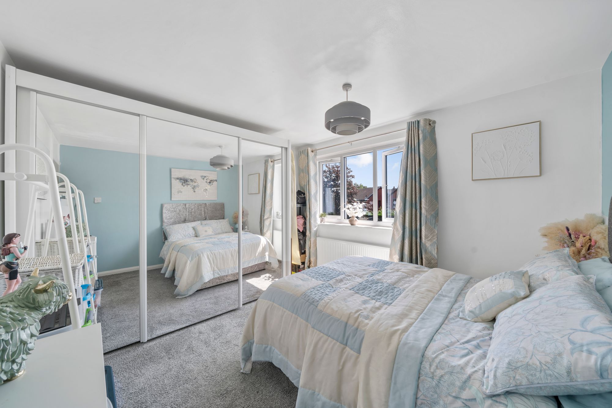 Oakwood Drive, Leigh, WN7