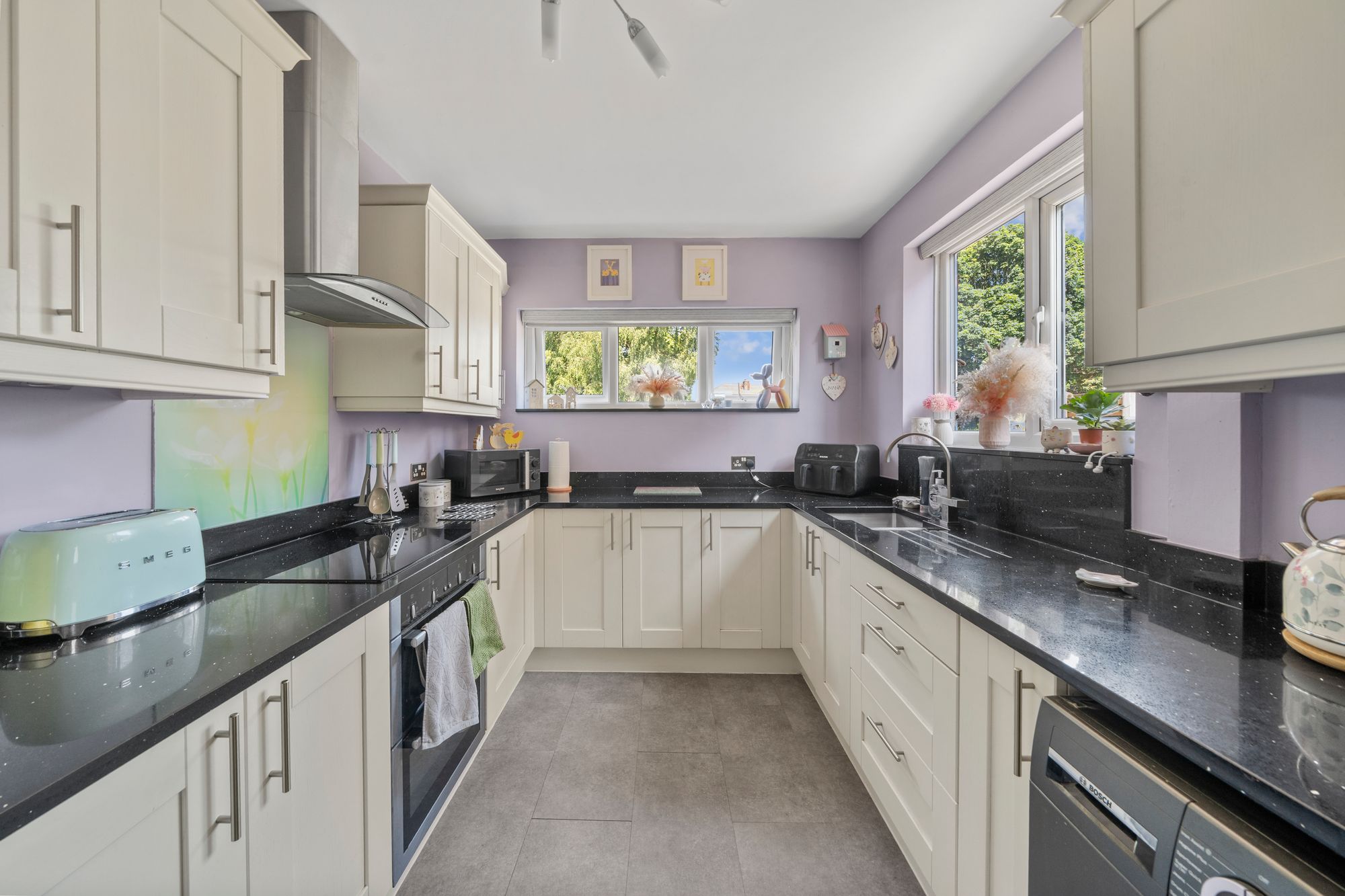 Oakwood Drive, Leigh, WN7