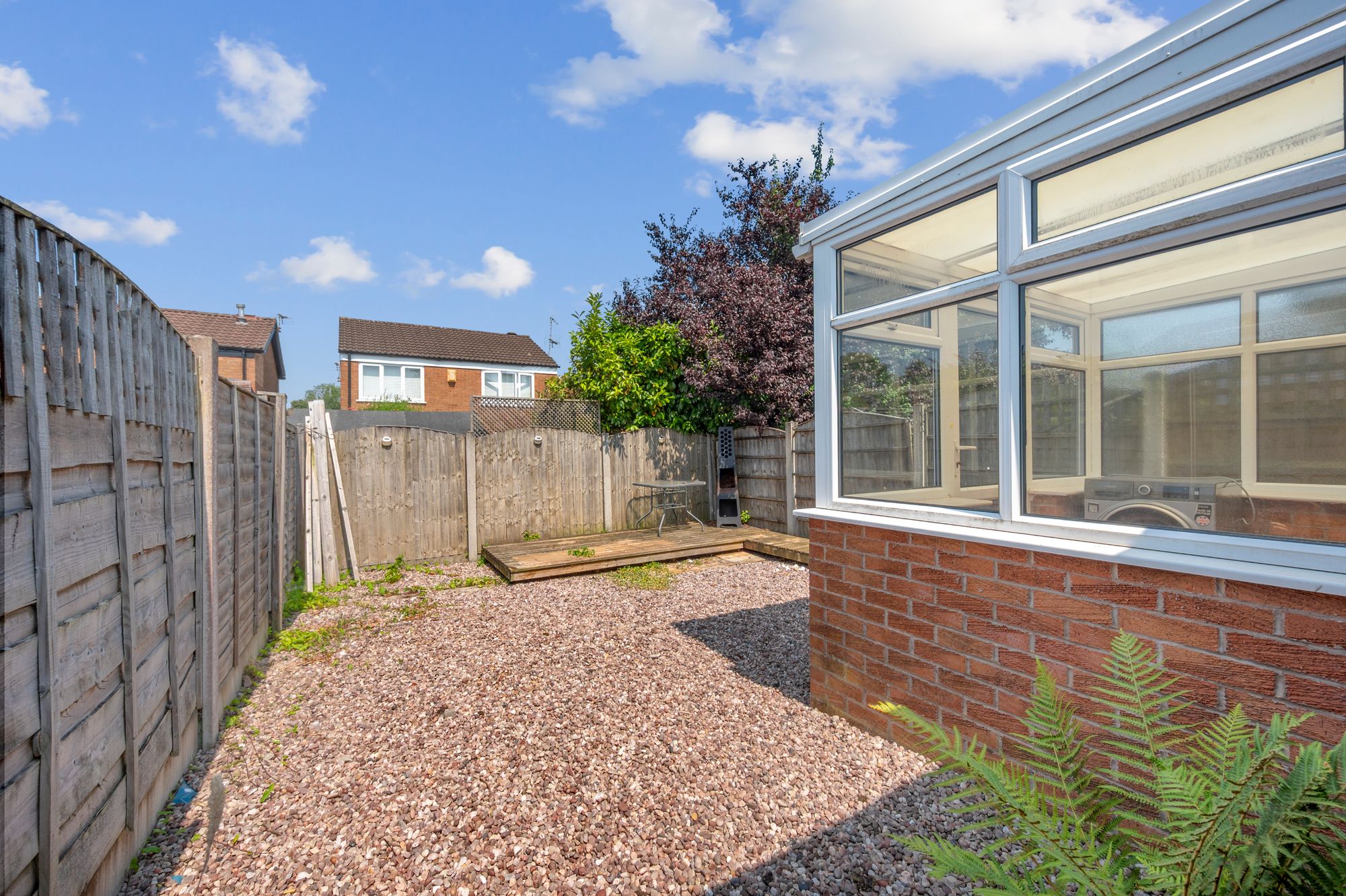 Gairloch Close, Fearnhead, WA2